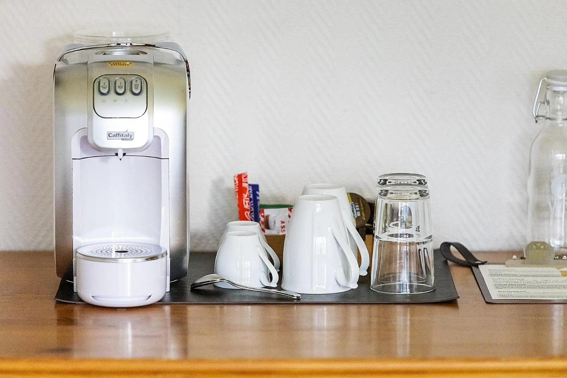 Coffee/tea facilities in Hotel Bodmi
