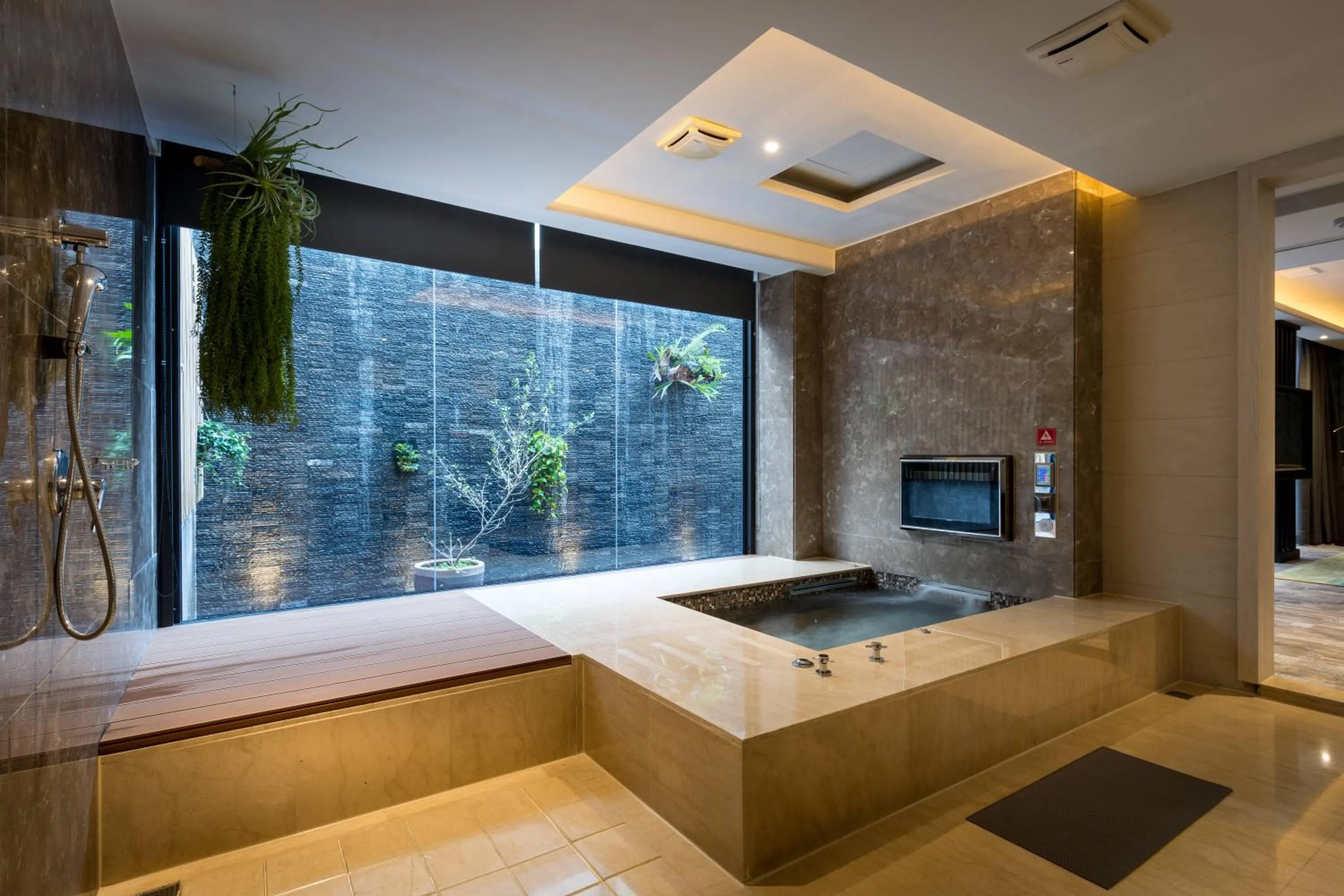 Bed in Shu Jia Motel