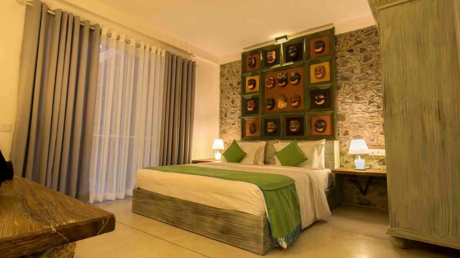 Bedroom, Bed in 18 Faces with free drop off to Galle Fort by TukTuk