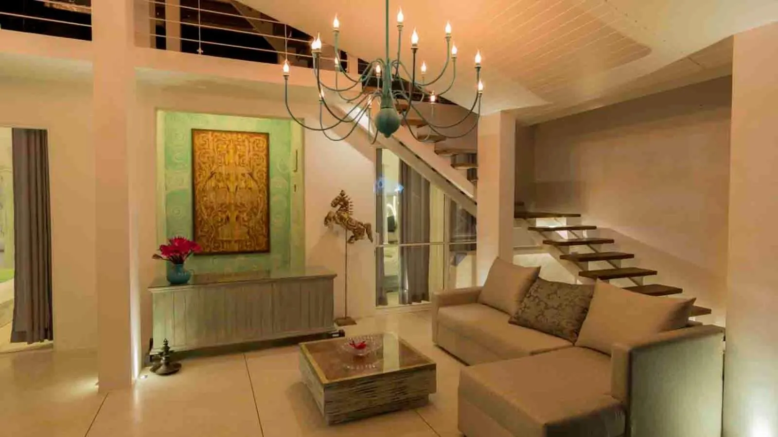 Lobby or reception in 18 Faces with free drop off to Galle Fort by TukTuk