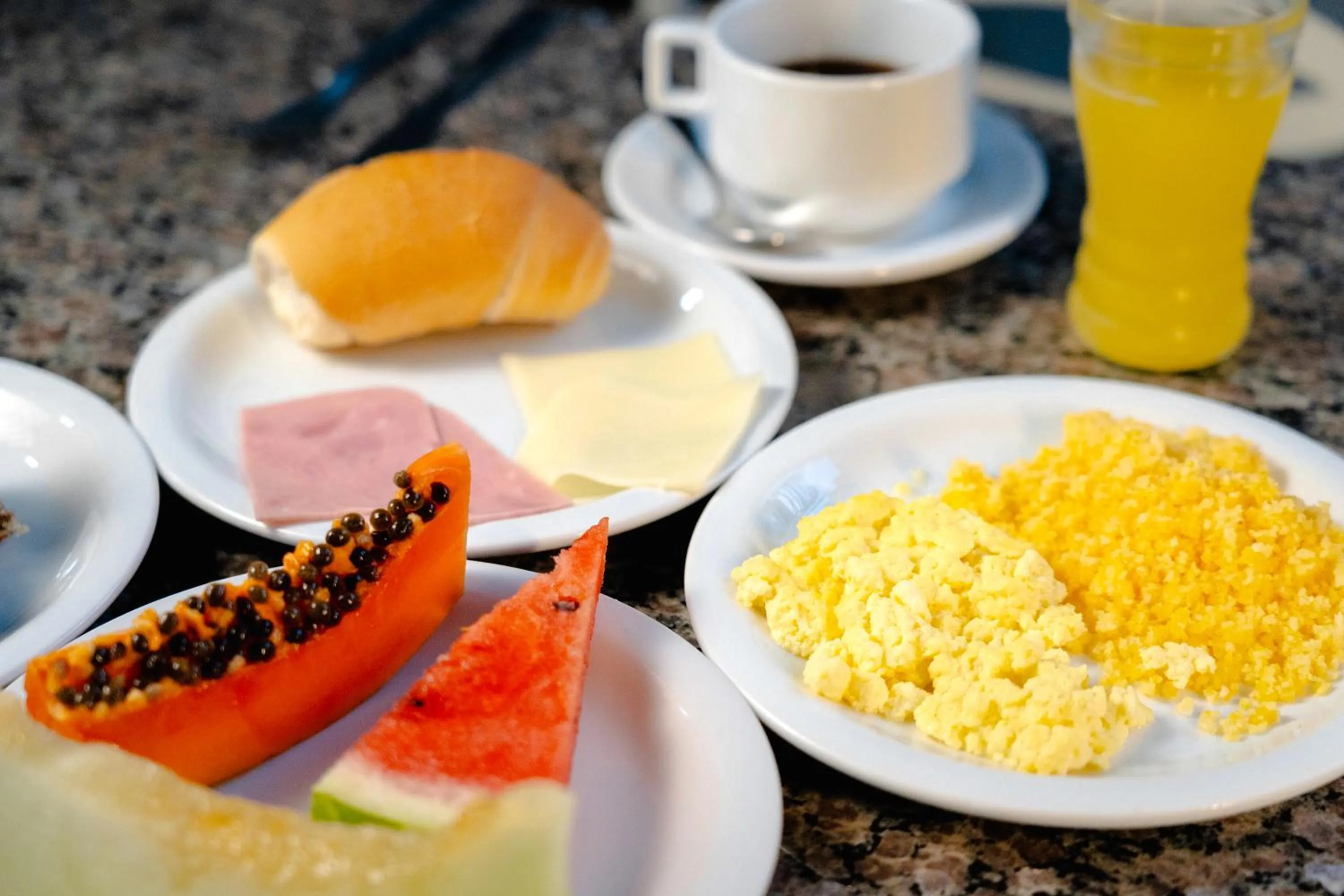 Breakfast in VELINN Hotel Natureza Foz