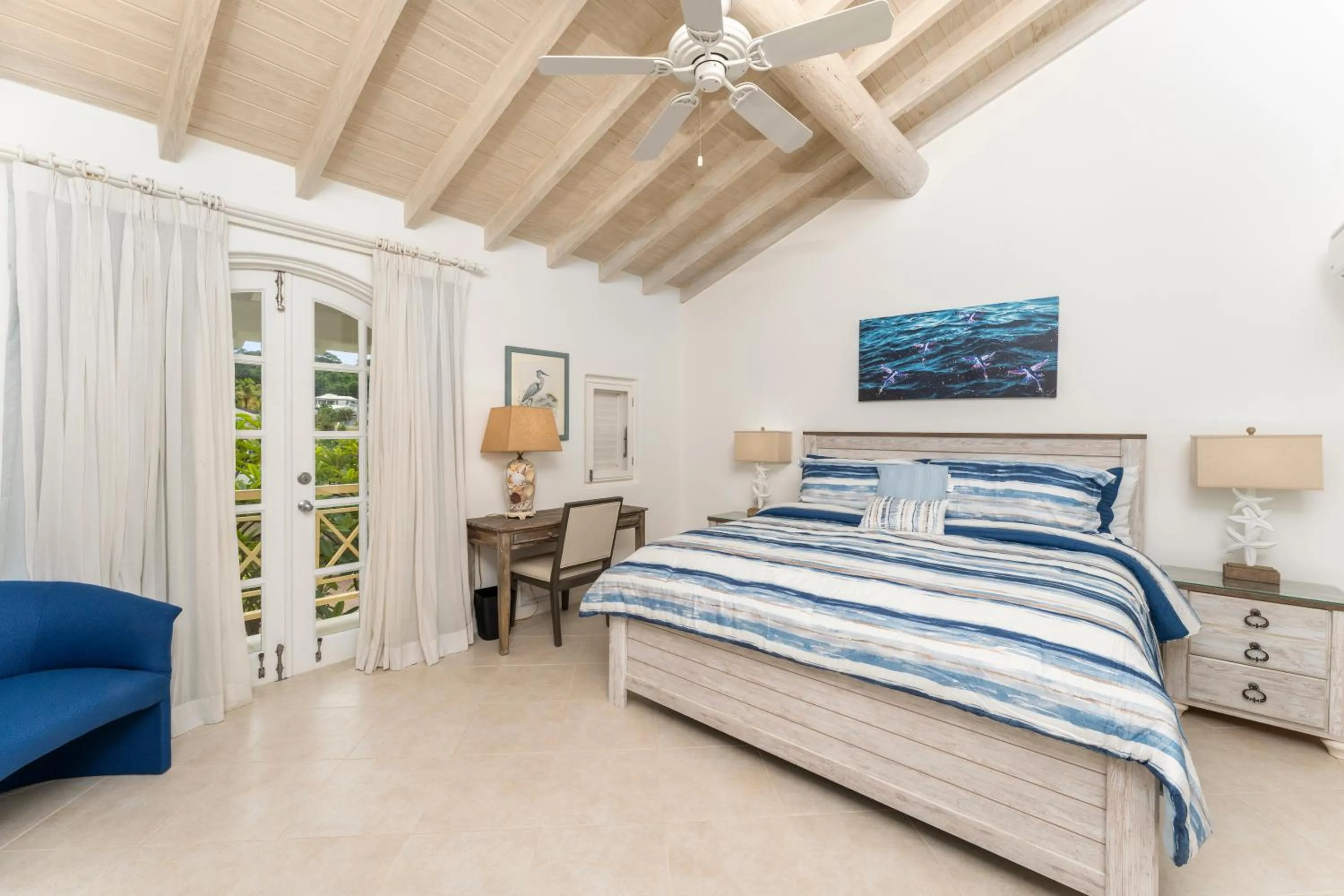 Bedroom, Bed in Port St. Charles