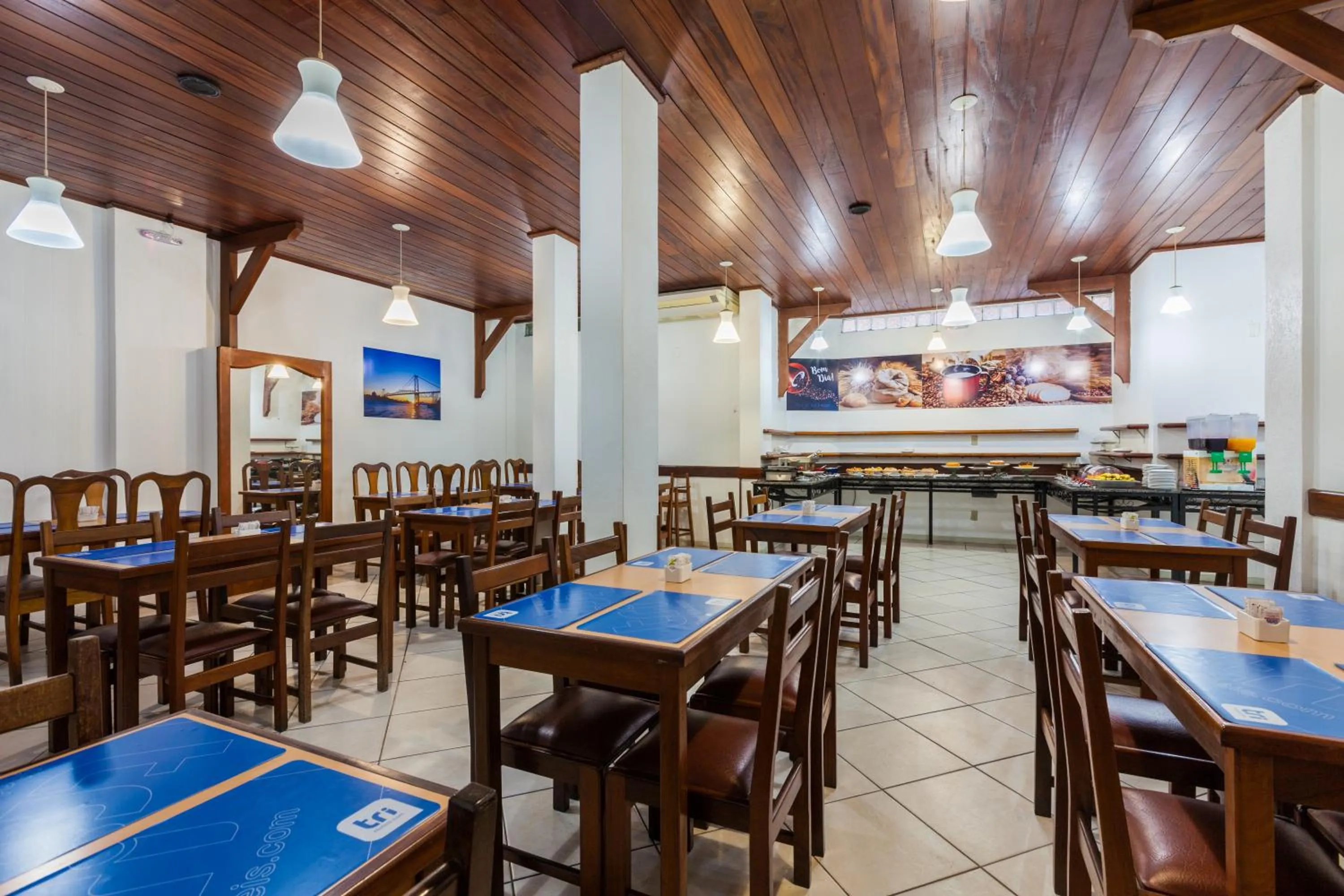 Breakfast in Tri Hotel Florianópolis