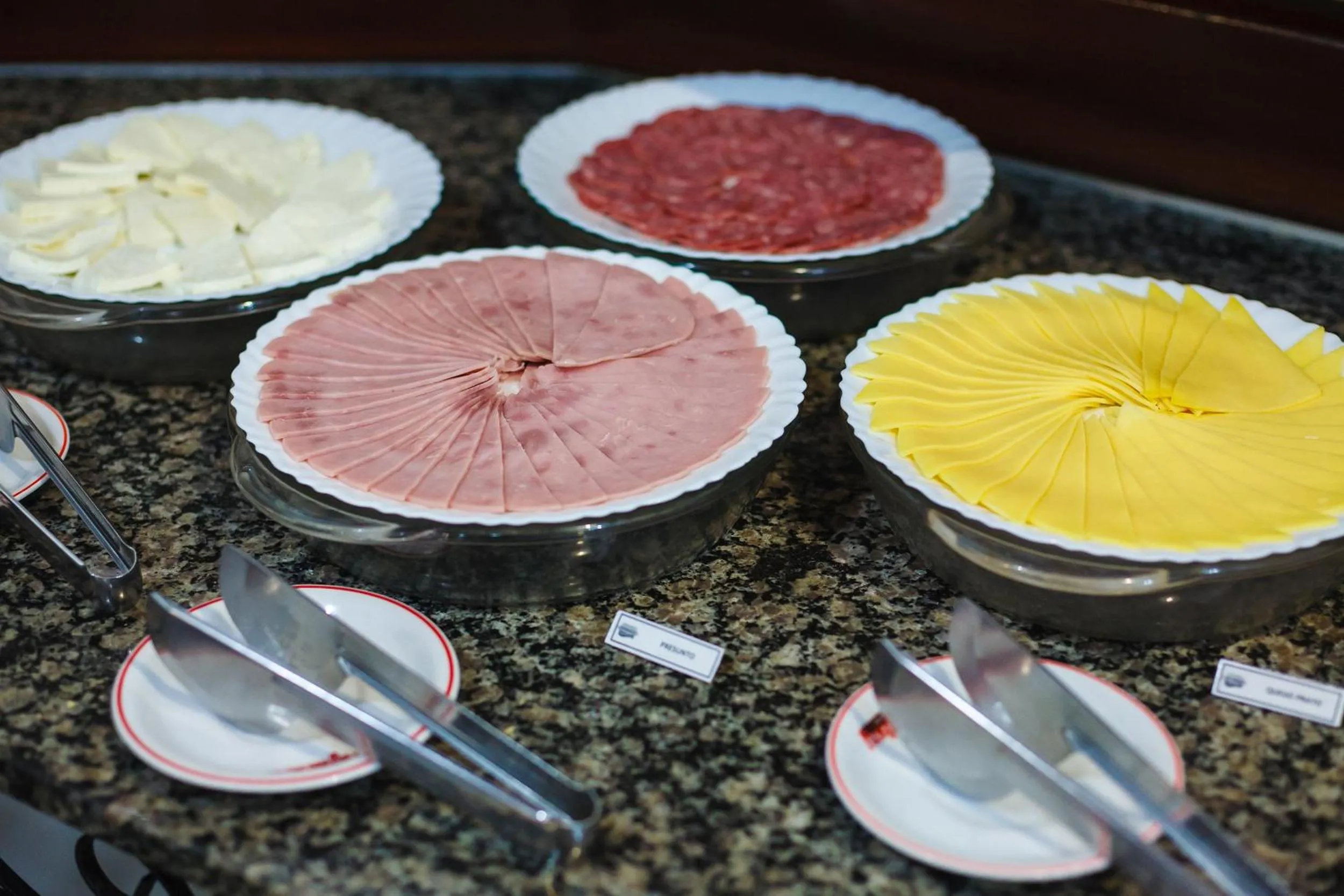 Buffet breakfast in Tri Hotel Florianópolis