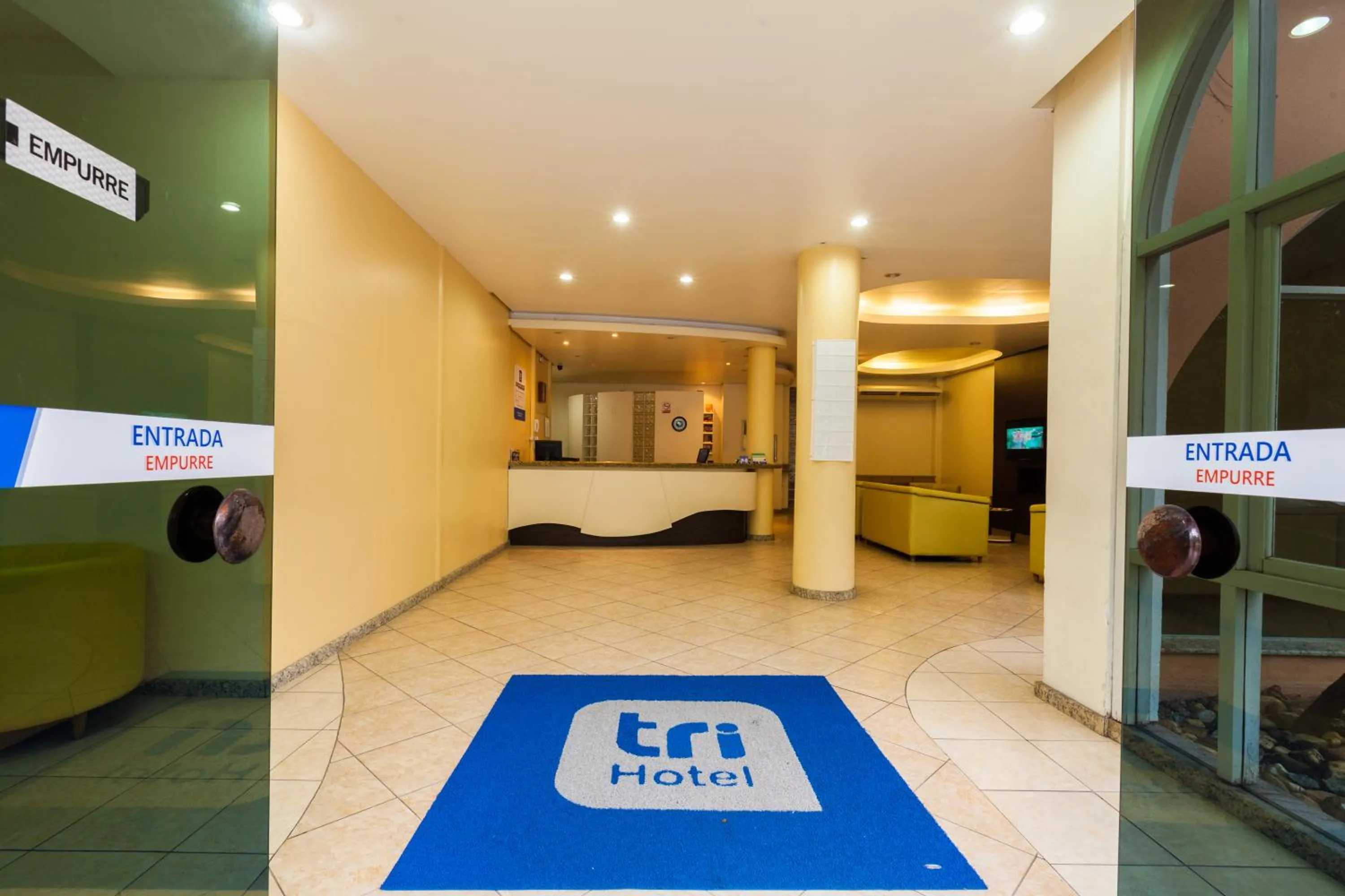 Lobby or reception in Tri Hotel Florianópolis