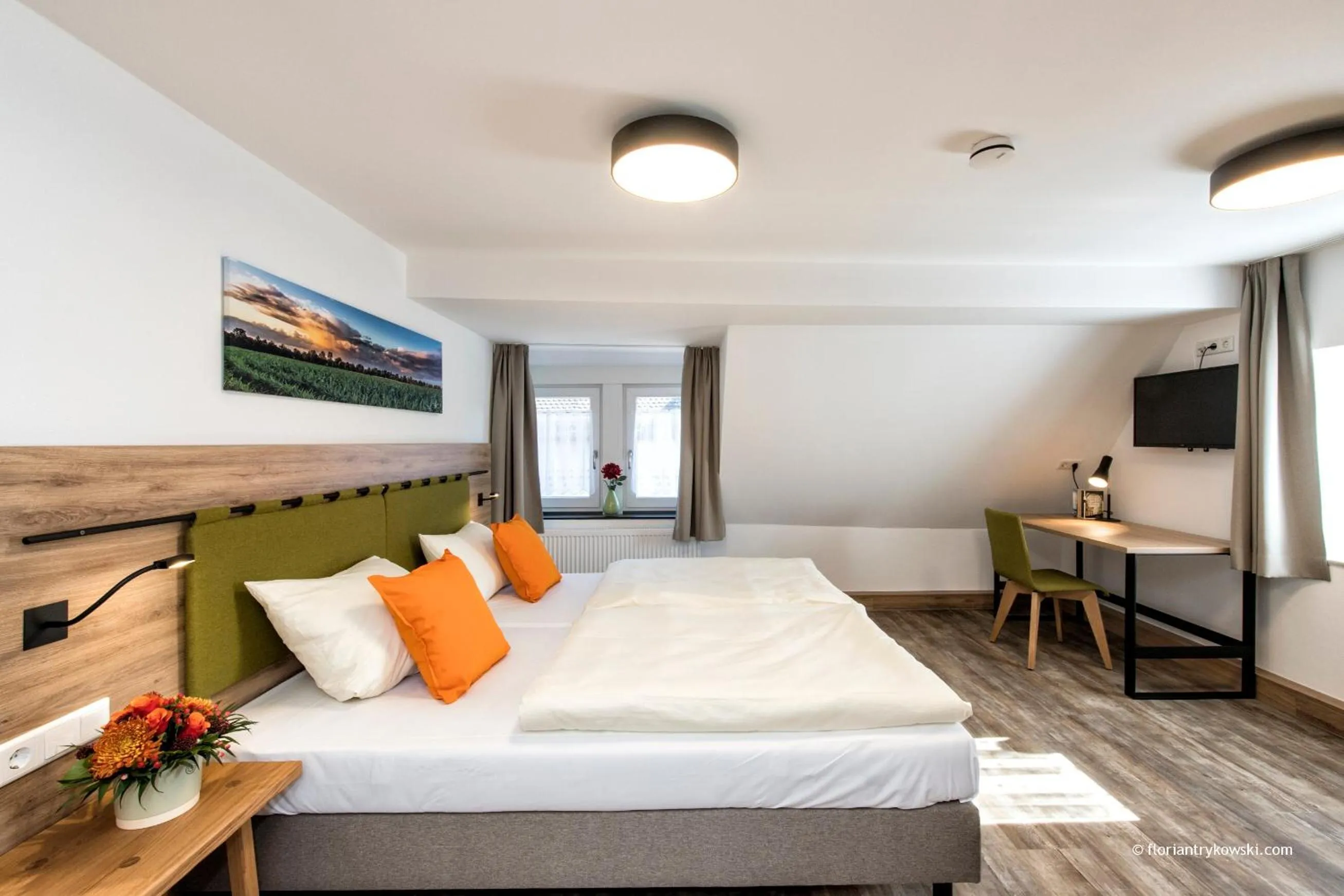 Photo of the whole room, Bed in Übernachten in der Tenne