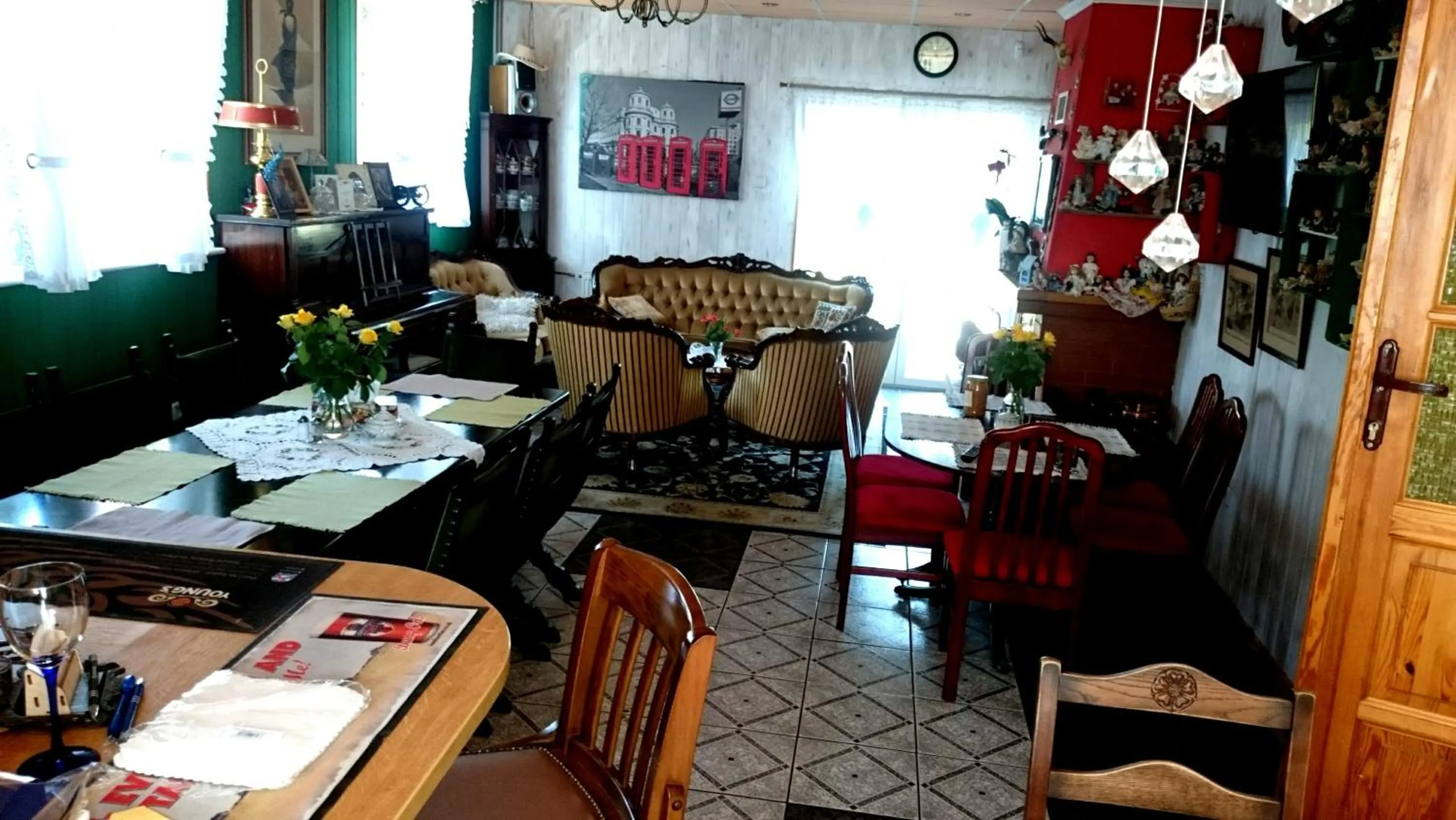 Restaurant/places to eat in Willa Zamkowisko