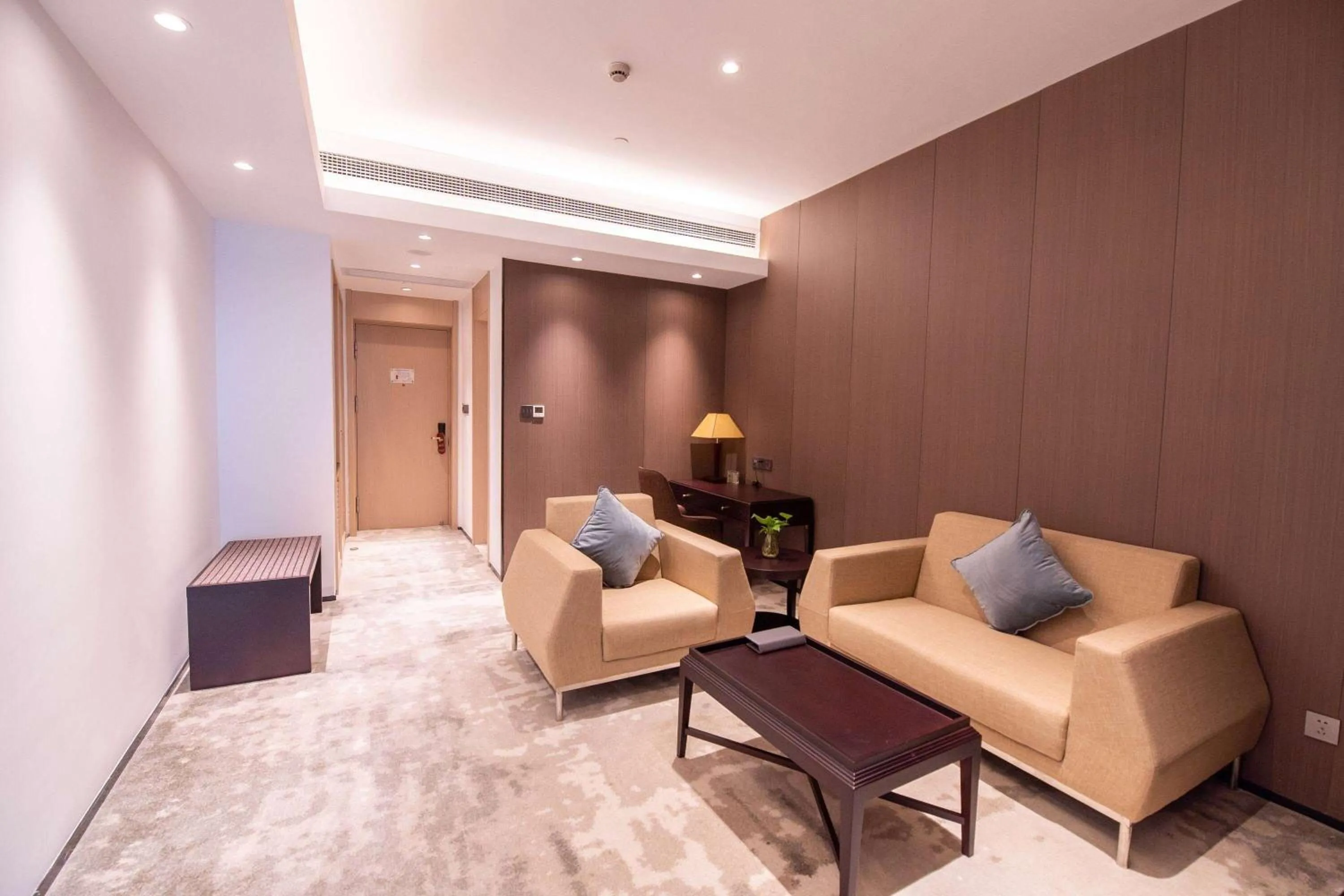 Photo of the whole room in Ramada Plaza Sino-Bay Shanghai