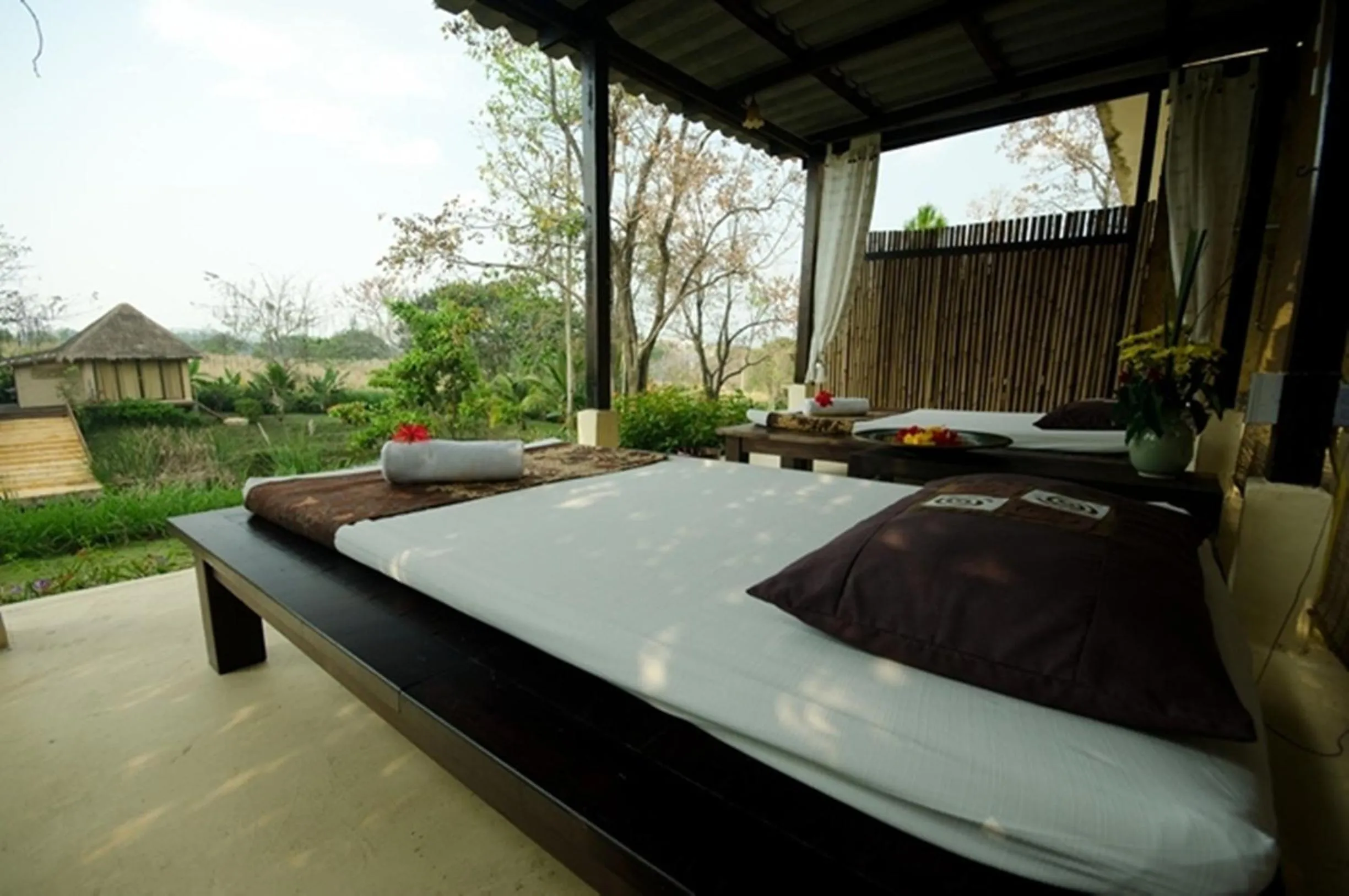 Bed in Villa Khao Phaengma