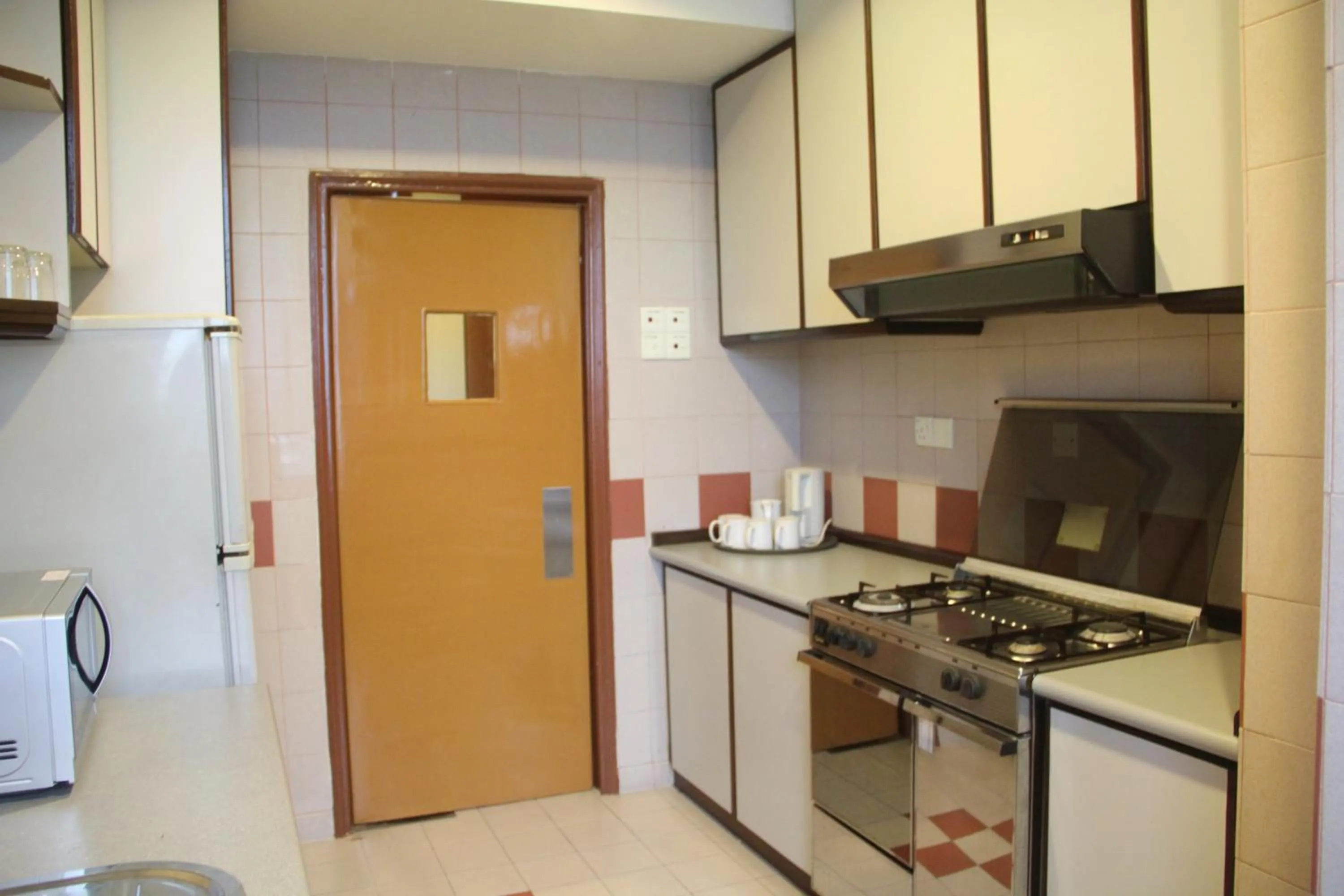 Kitchen or kitchenette in The Maple Suite
