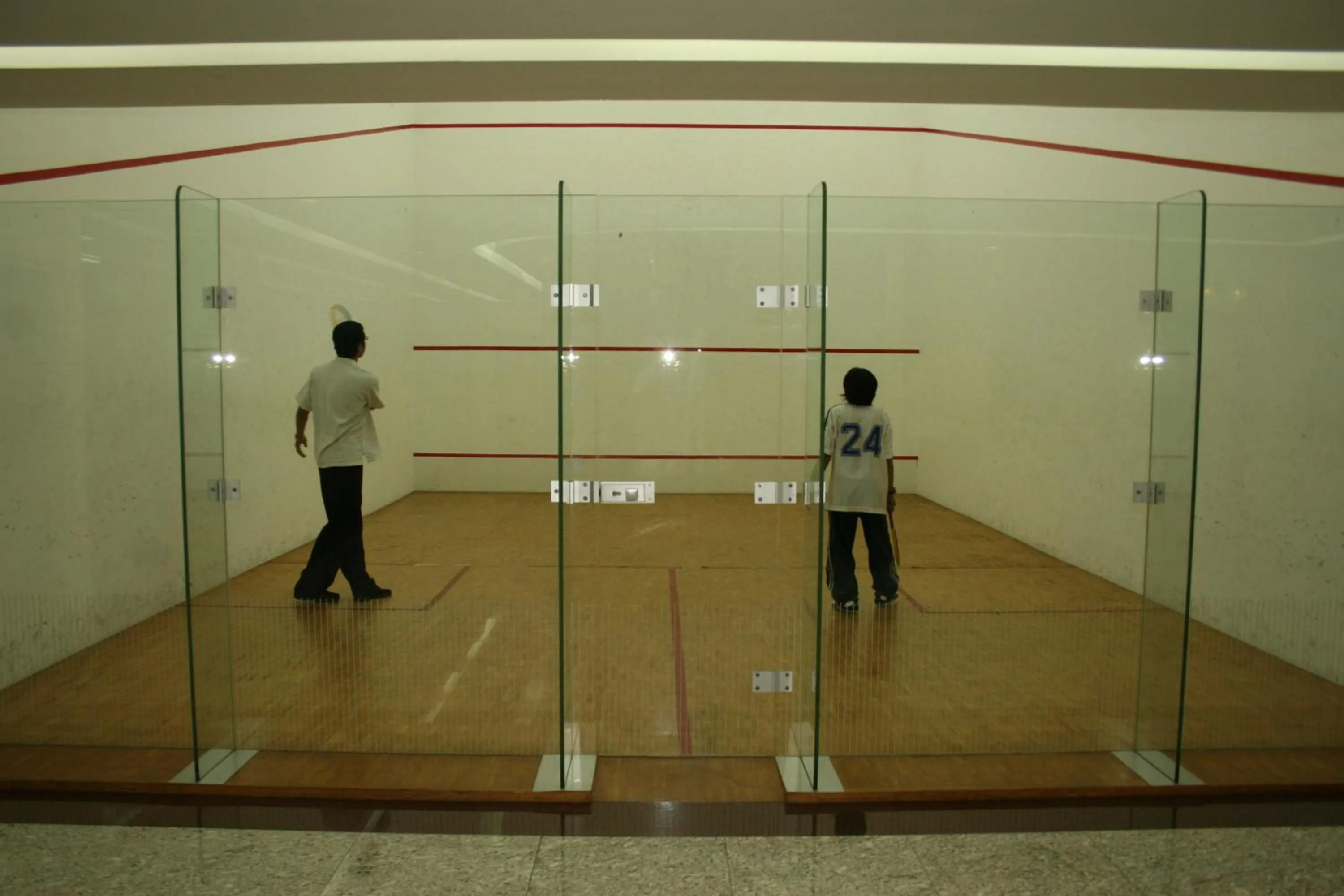 Fitness centre/facilities in The Maple Suite