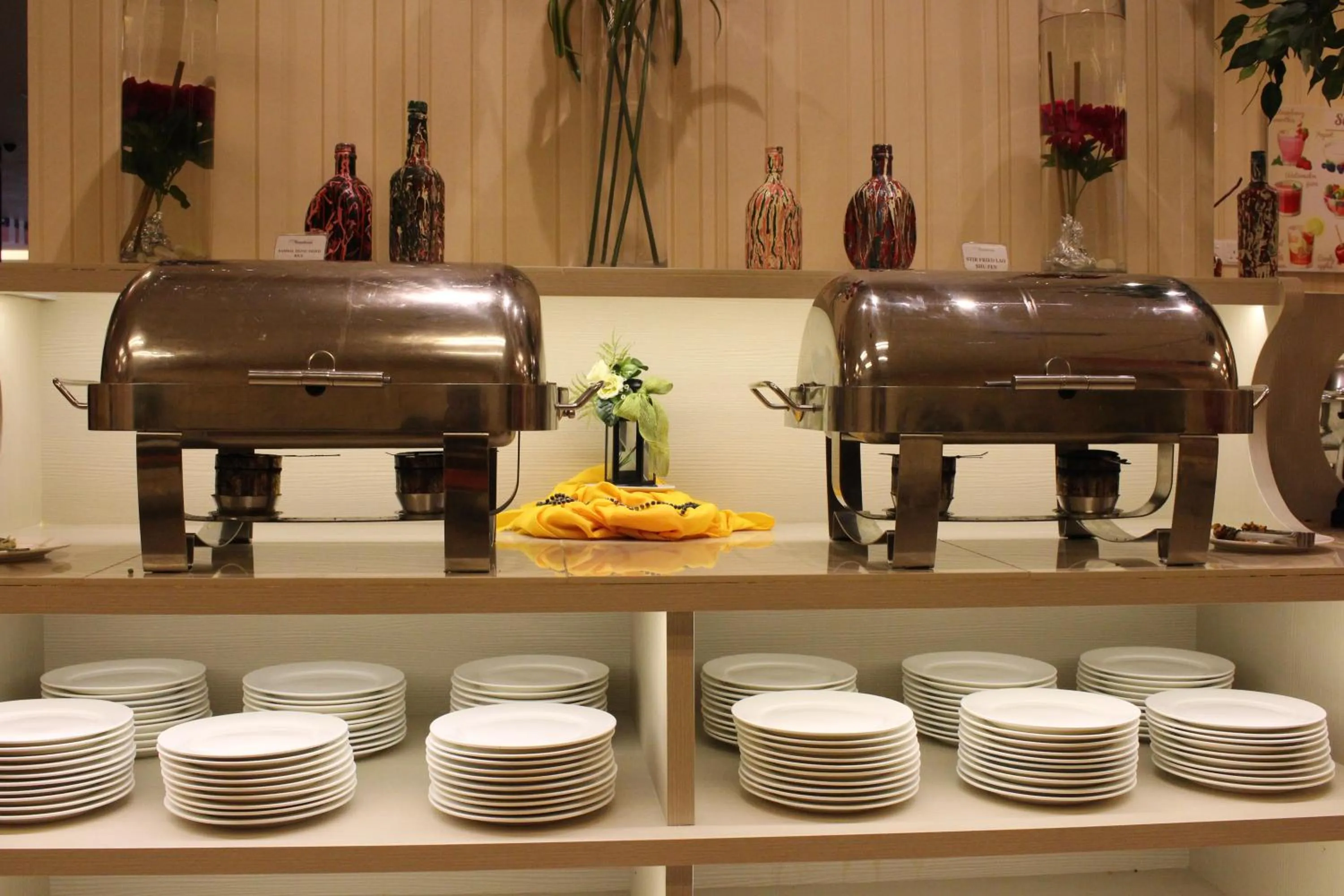 Restaurant/places to eat in Grand Sentosa Hotel Johor Bahru