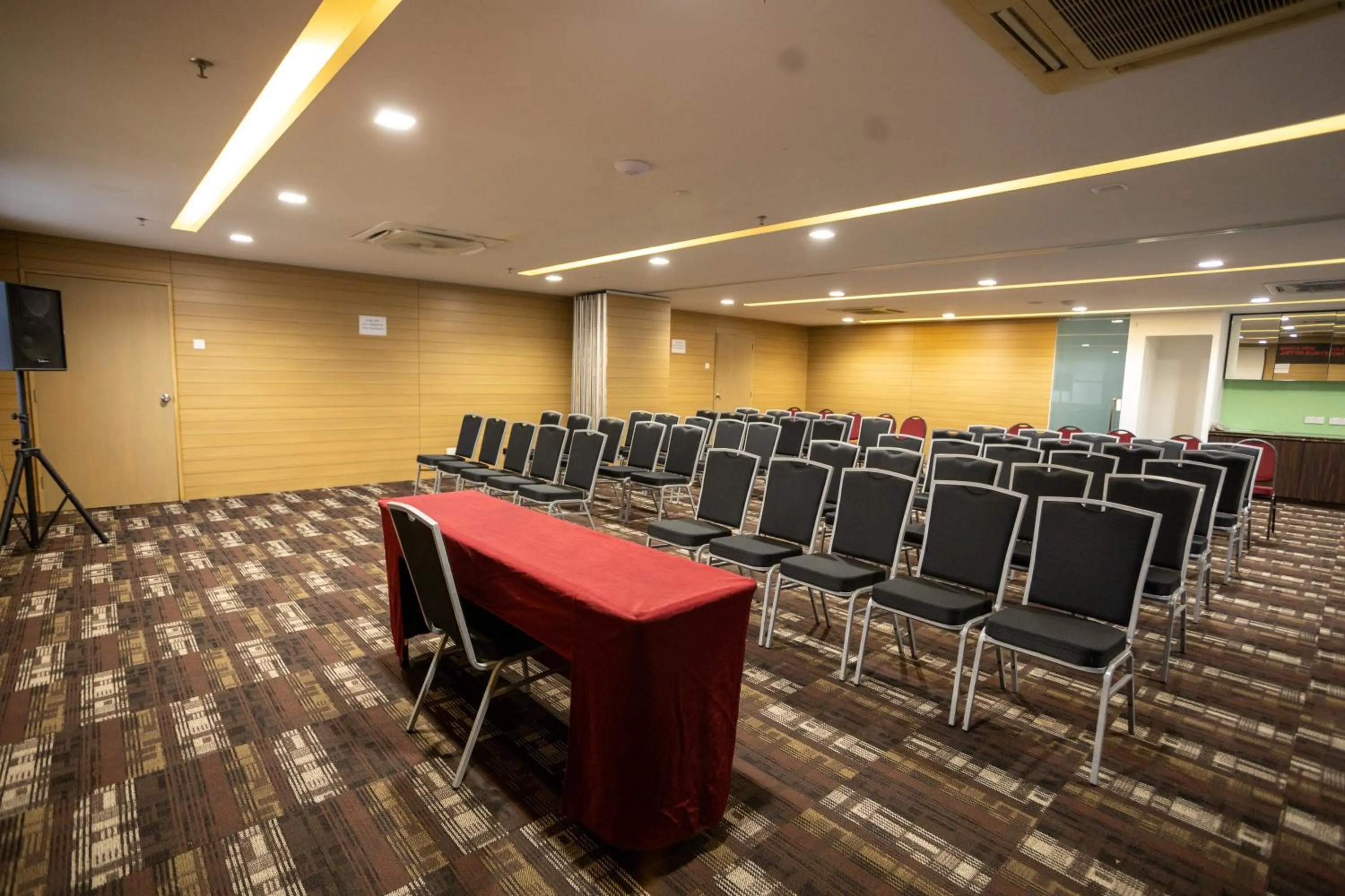 Meeting/conference room in Citrus Hotel Johor Bahru by Compass Hospitality