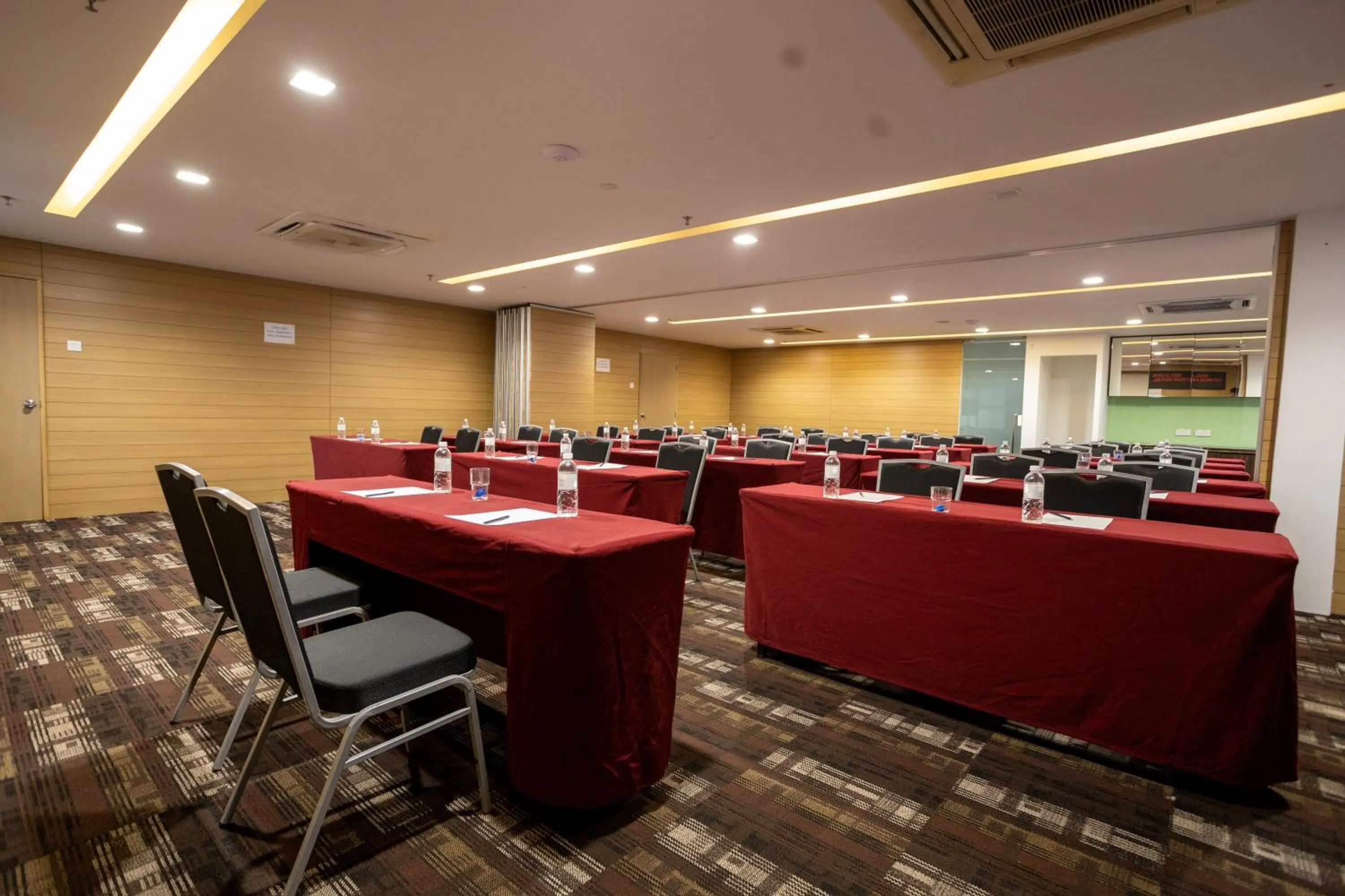 Meeting/conference room in Citrus Hotel Johor Bahru by Compass Hospitality