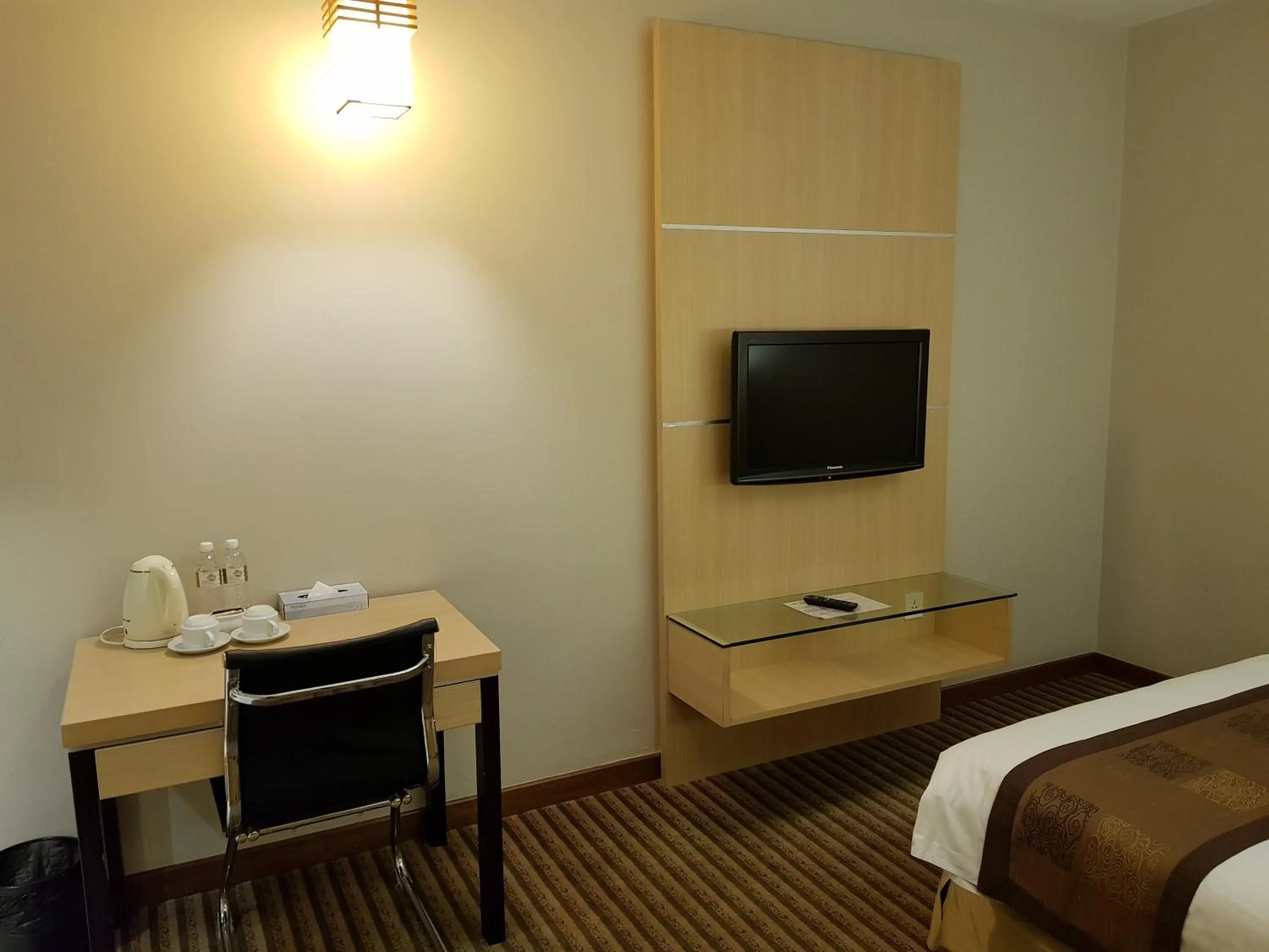 Bedroom, Bed in DeHome Boutique Hotel