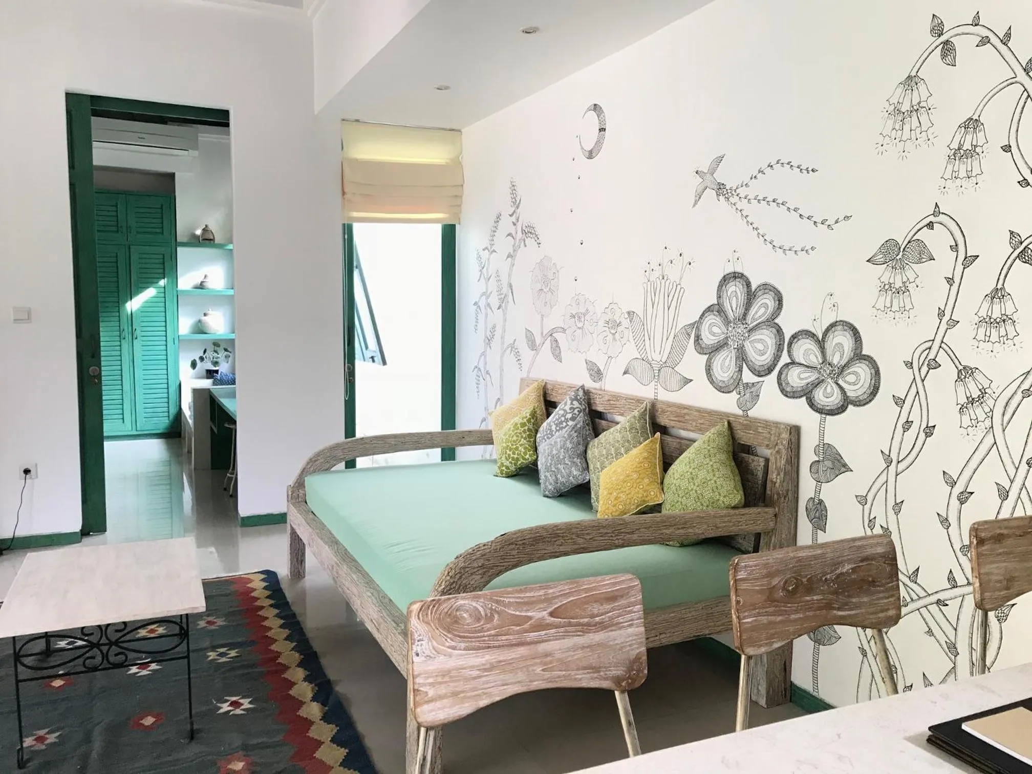 Living room, Bed in Artemis Villa Hotel