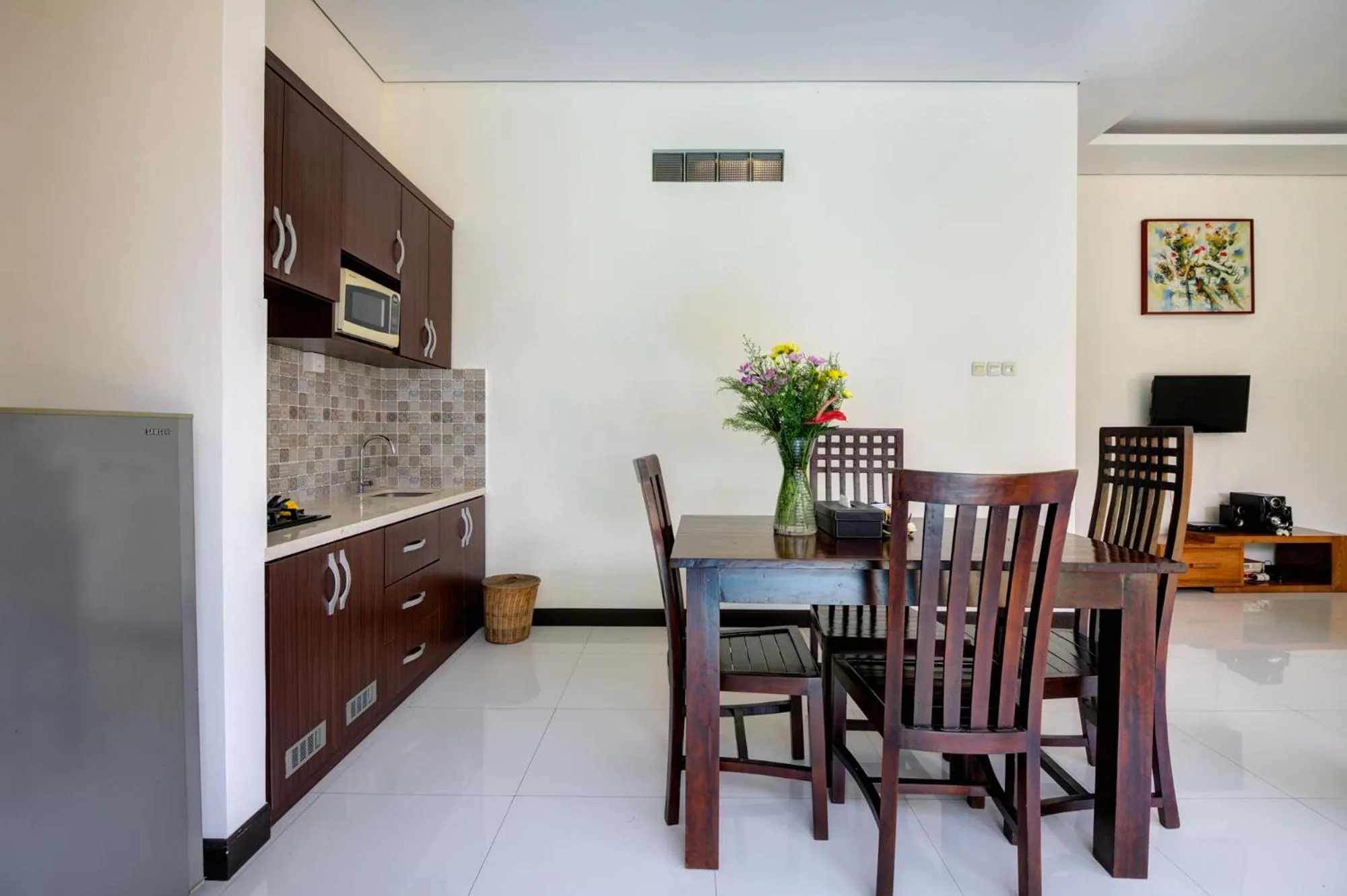 Kitchen or kitchenette in Gracia Bali Villas & Apartment Managed by Manara