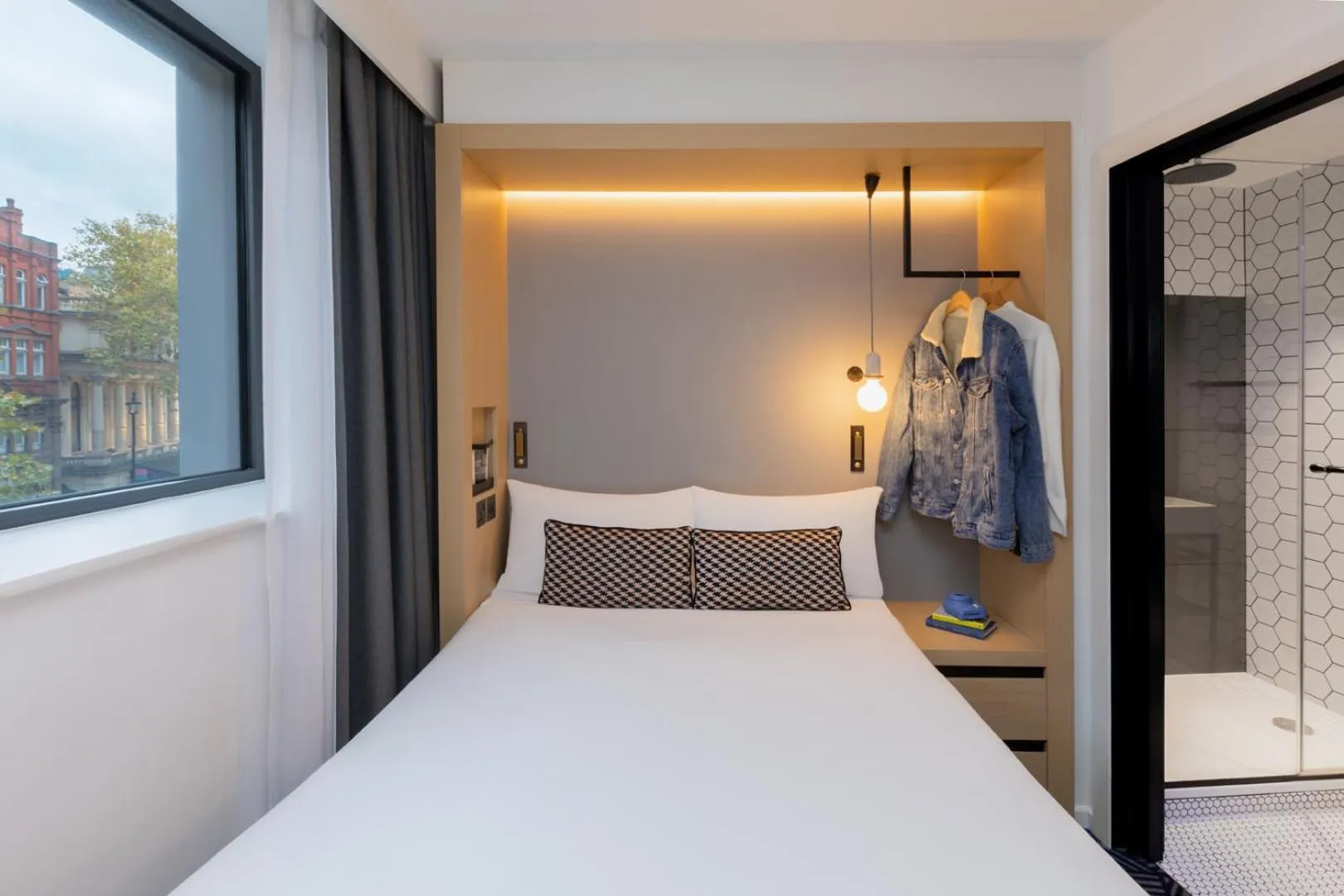 Photo of the whole room, Bed in Assembly Leicester Square