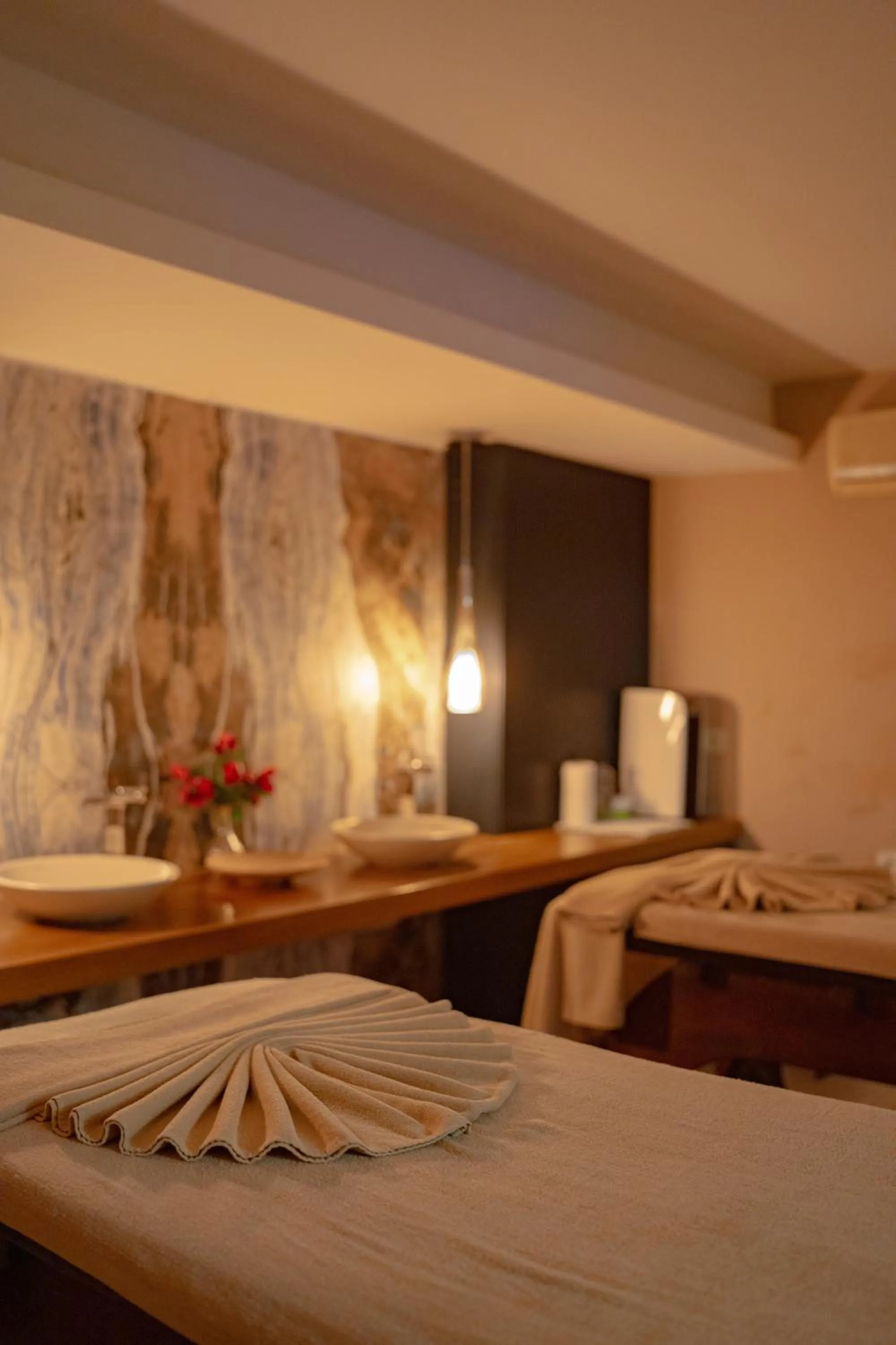 Spa and wellness centre/facilities, Bed in Xperia Saray Beach Hotel