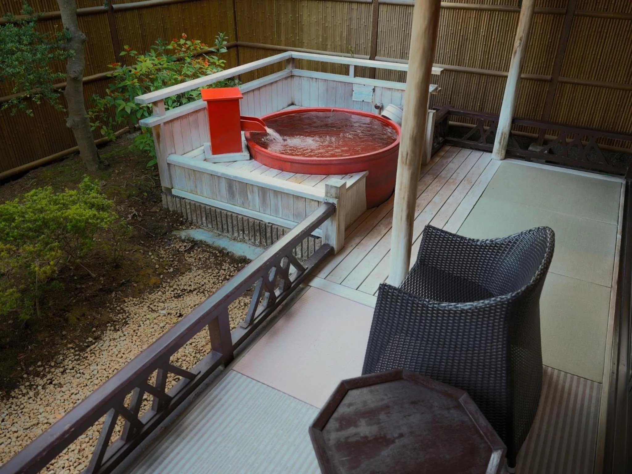 Hot Spring Bath in Shin Kadoya