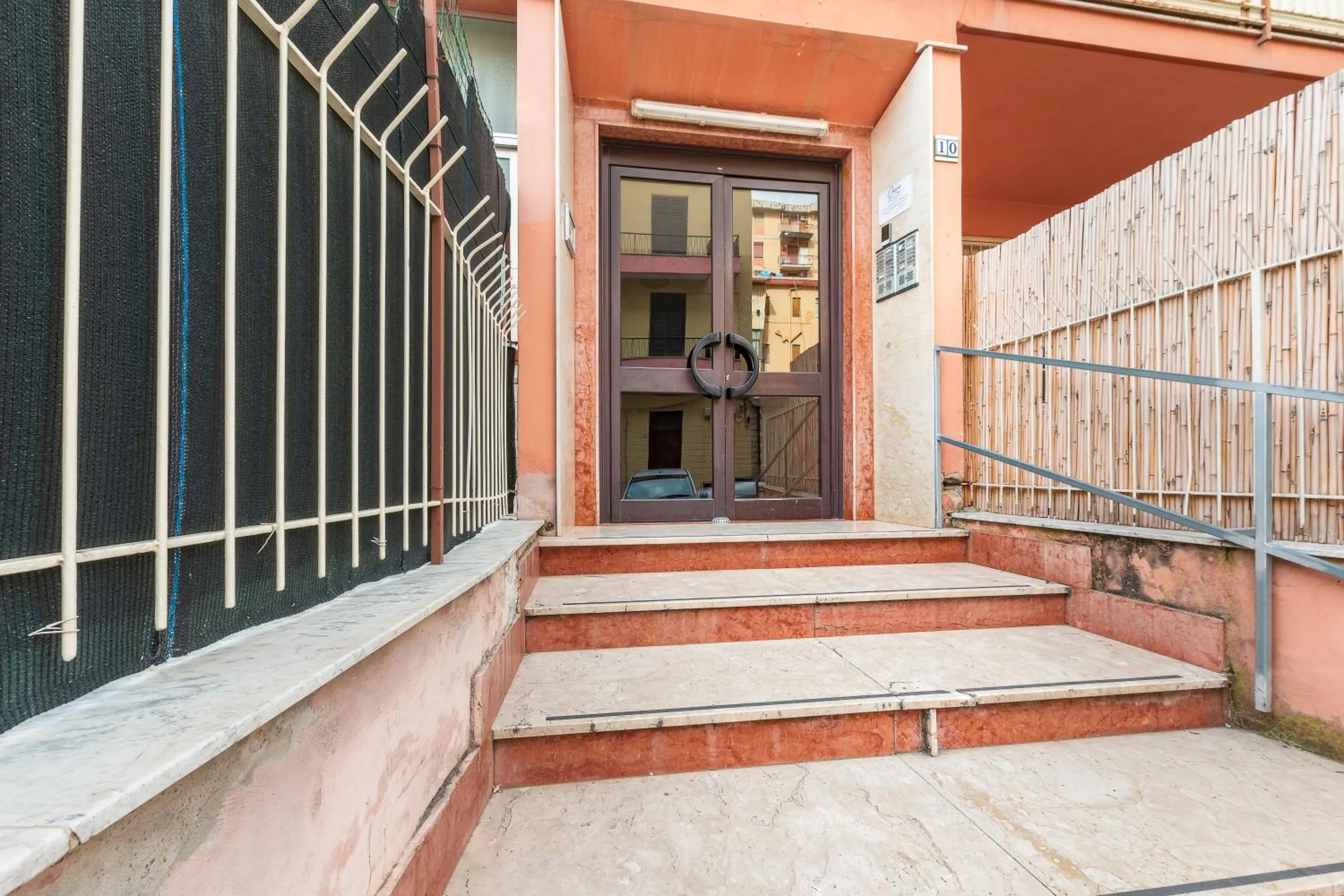 Facade/entrance in Ciccio Rooms and breakfast - Self check-in