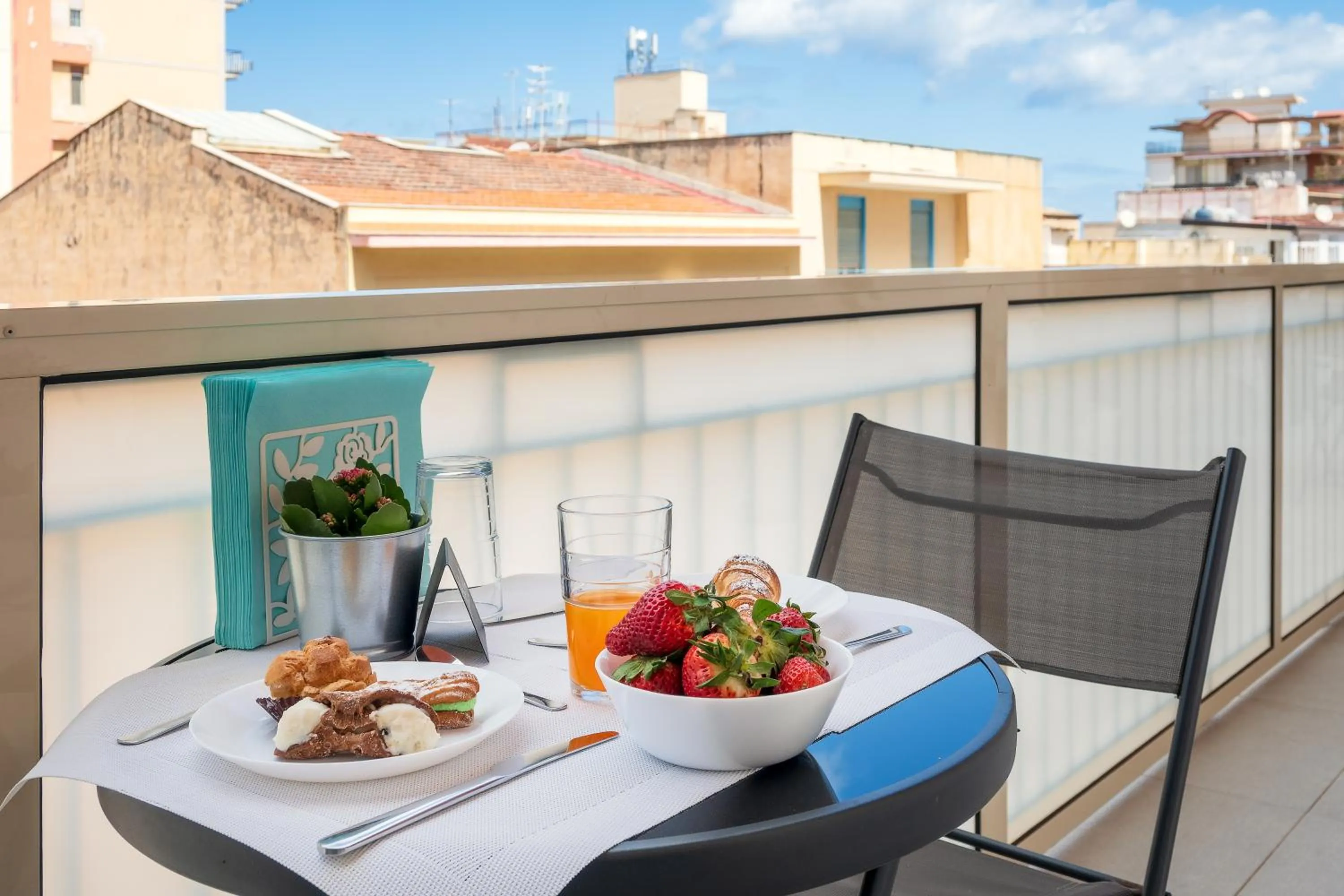 Day in Ciccio Rooms and breakfast - Self check-in