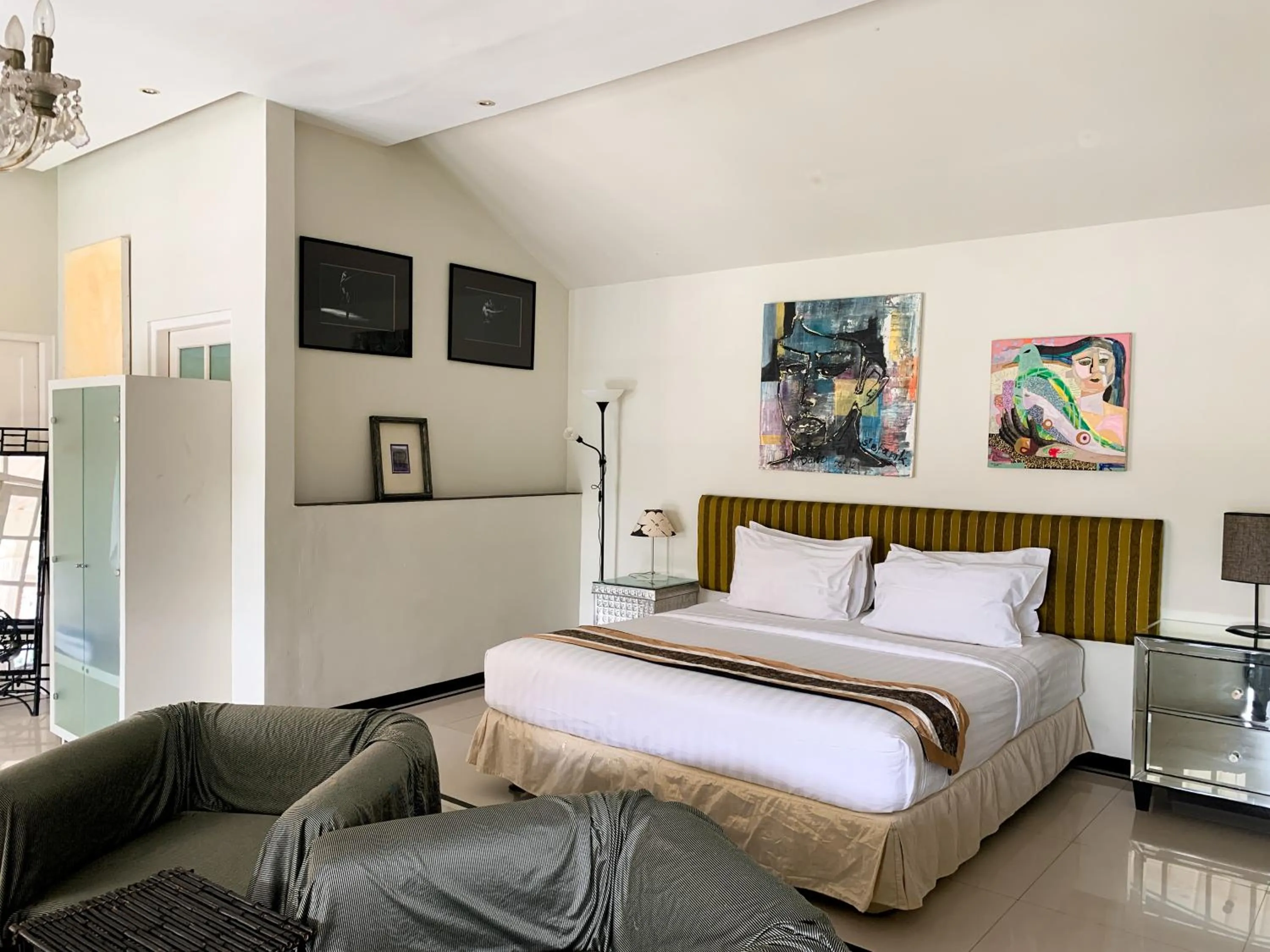 Seating area, Bed in Casa Artista By Kresna Hospitality