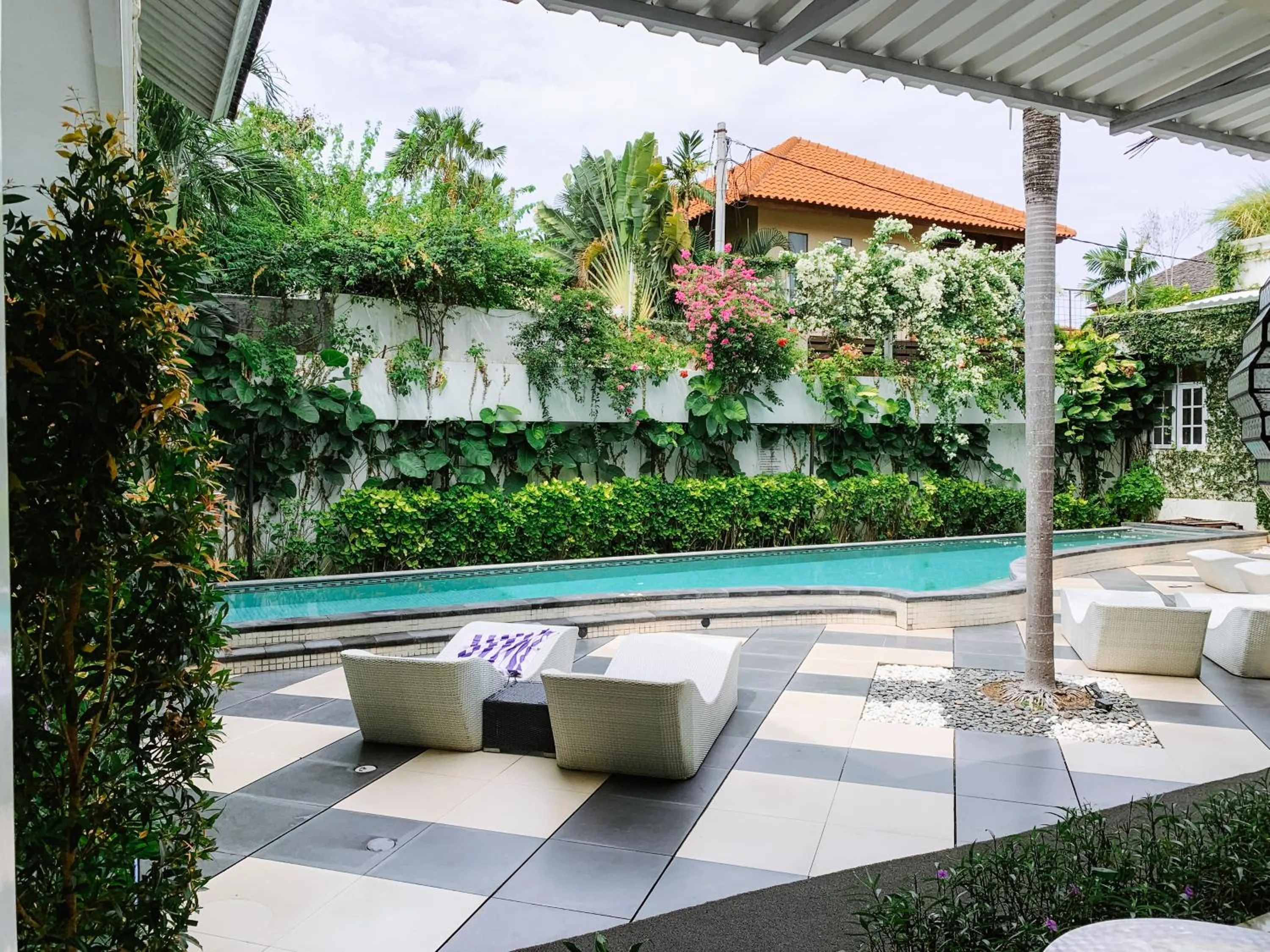 Swimming pool in Casa Artista By Kresna Hospitality