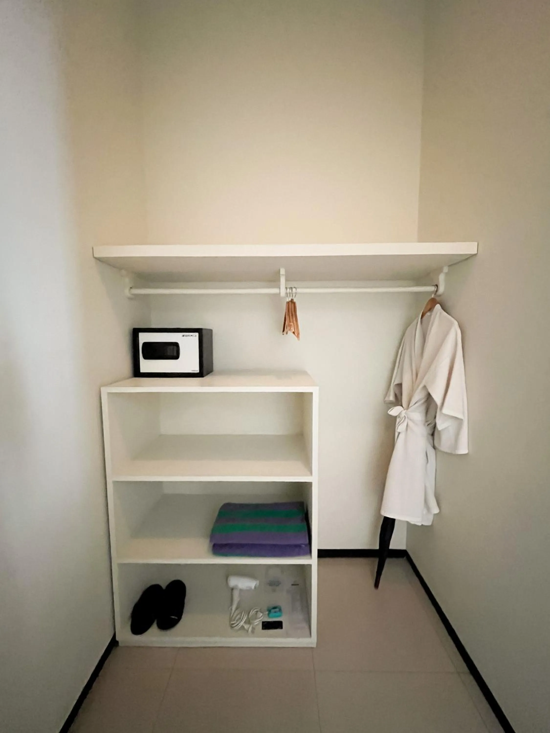 safe in Casa Artista By Kresna Hospitality