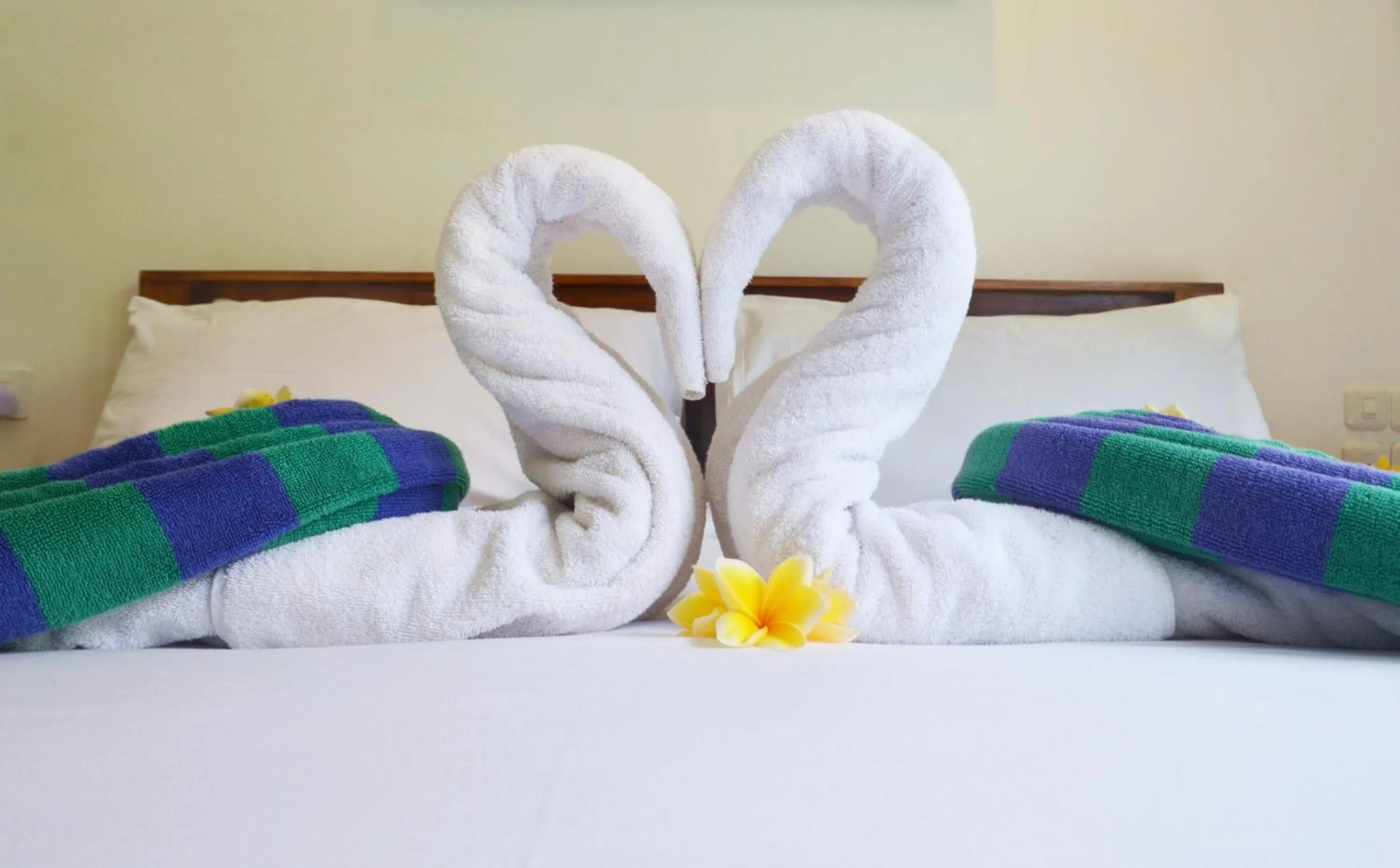 Bed in The Jas Villas