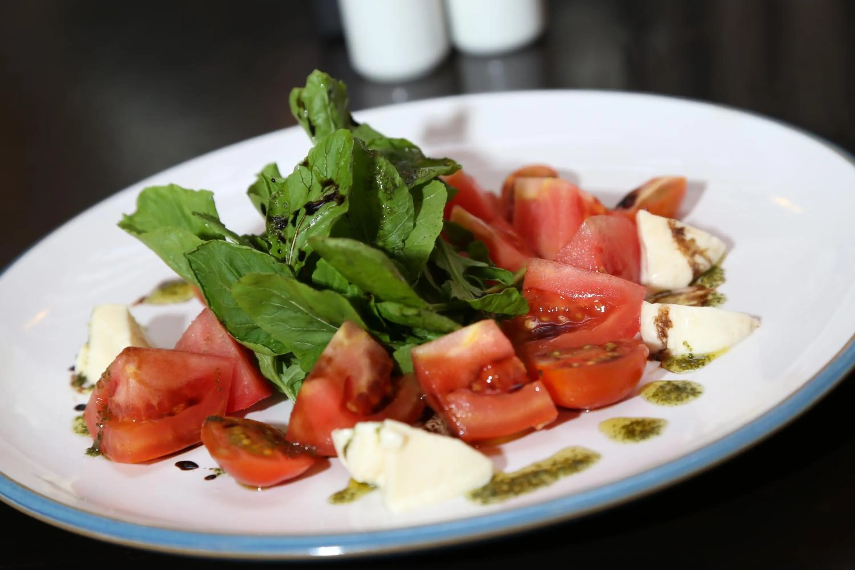 Restaurant/places to eat in The Jas Villas