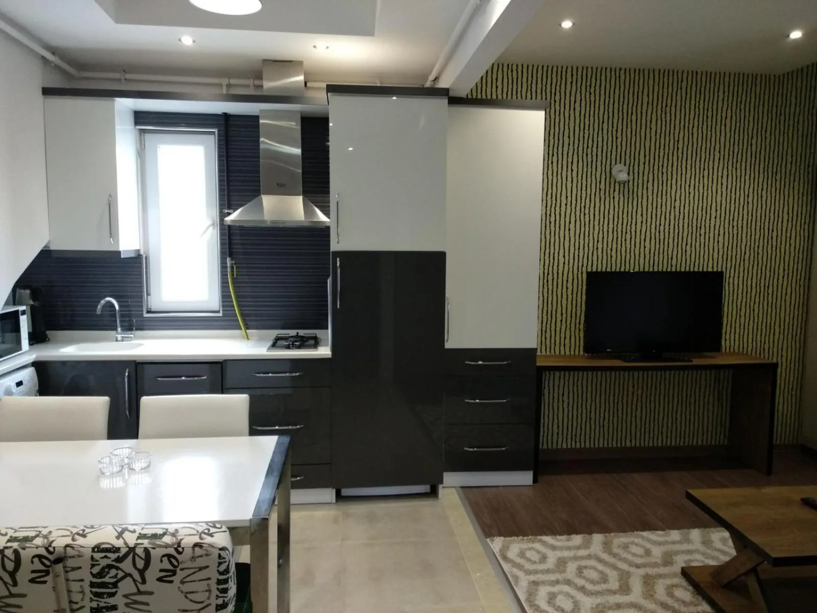 Communal lounge/ TV room in Güzel Yalı Evleri Residence &Apart Hotel