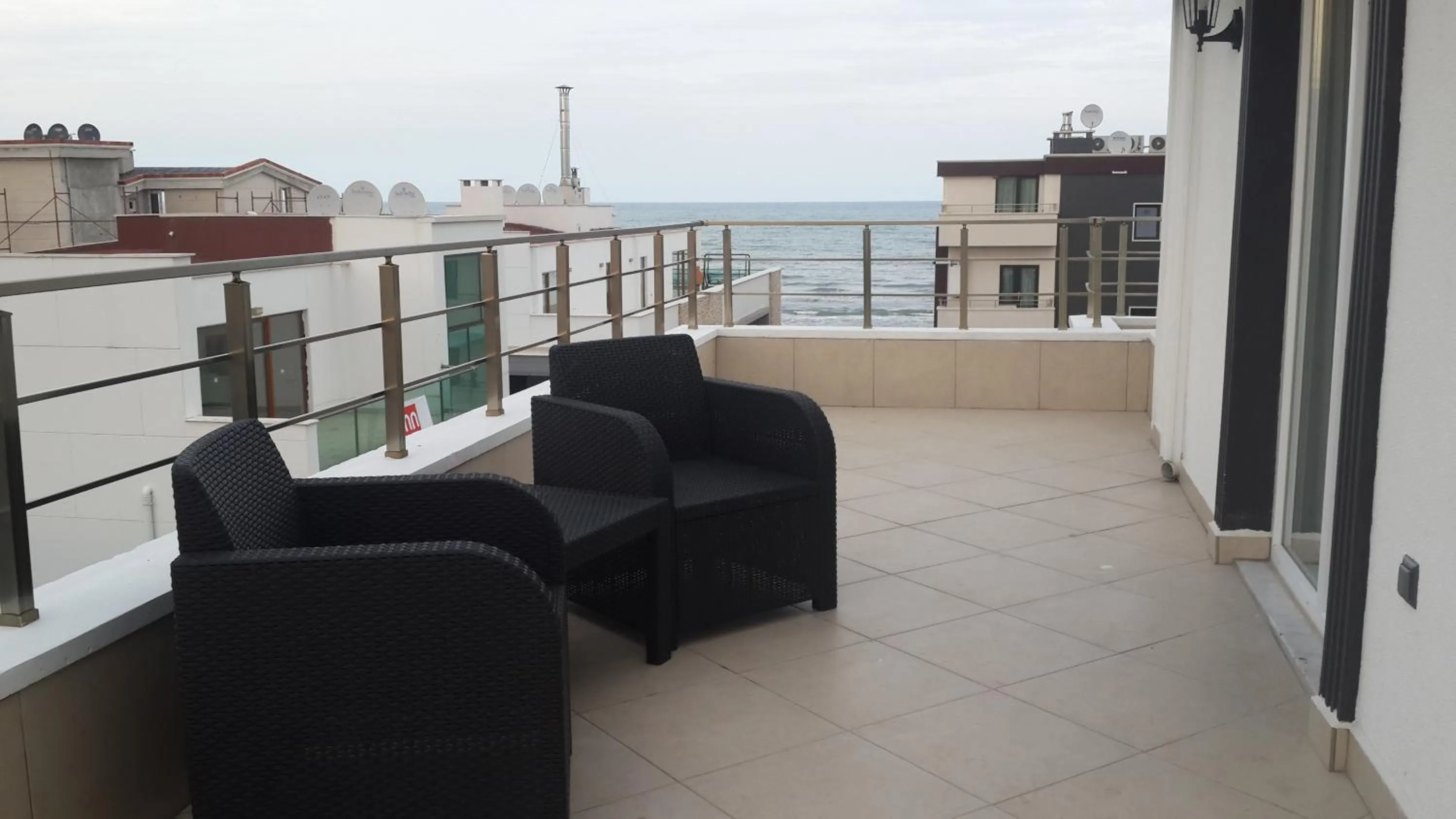 Balcony/Terrace in Güzel Yalı Evleri Residence &Apart Hotel