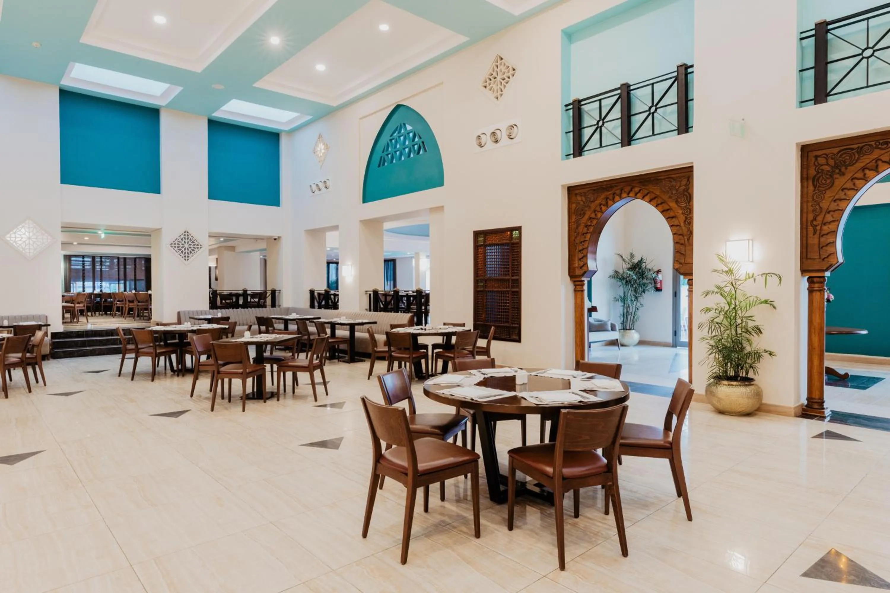 Restaurant/places to eat in Reef Oasis Beach Aqua Park Resort