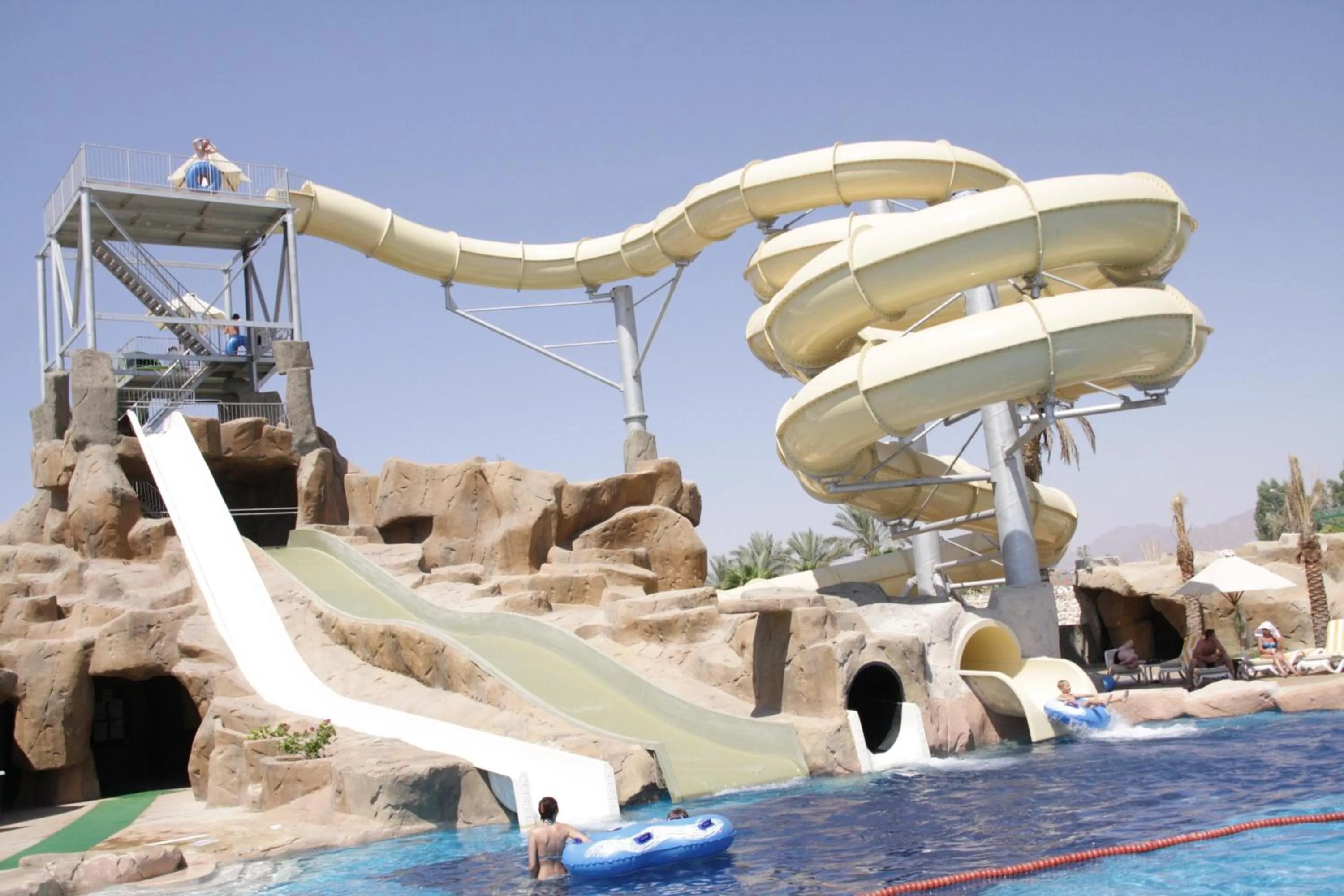 Activities in Reef Oasis Beach Aqua Park Resort