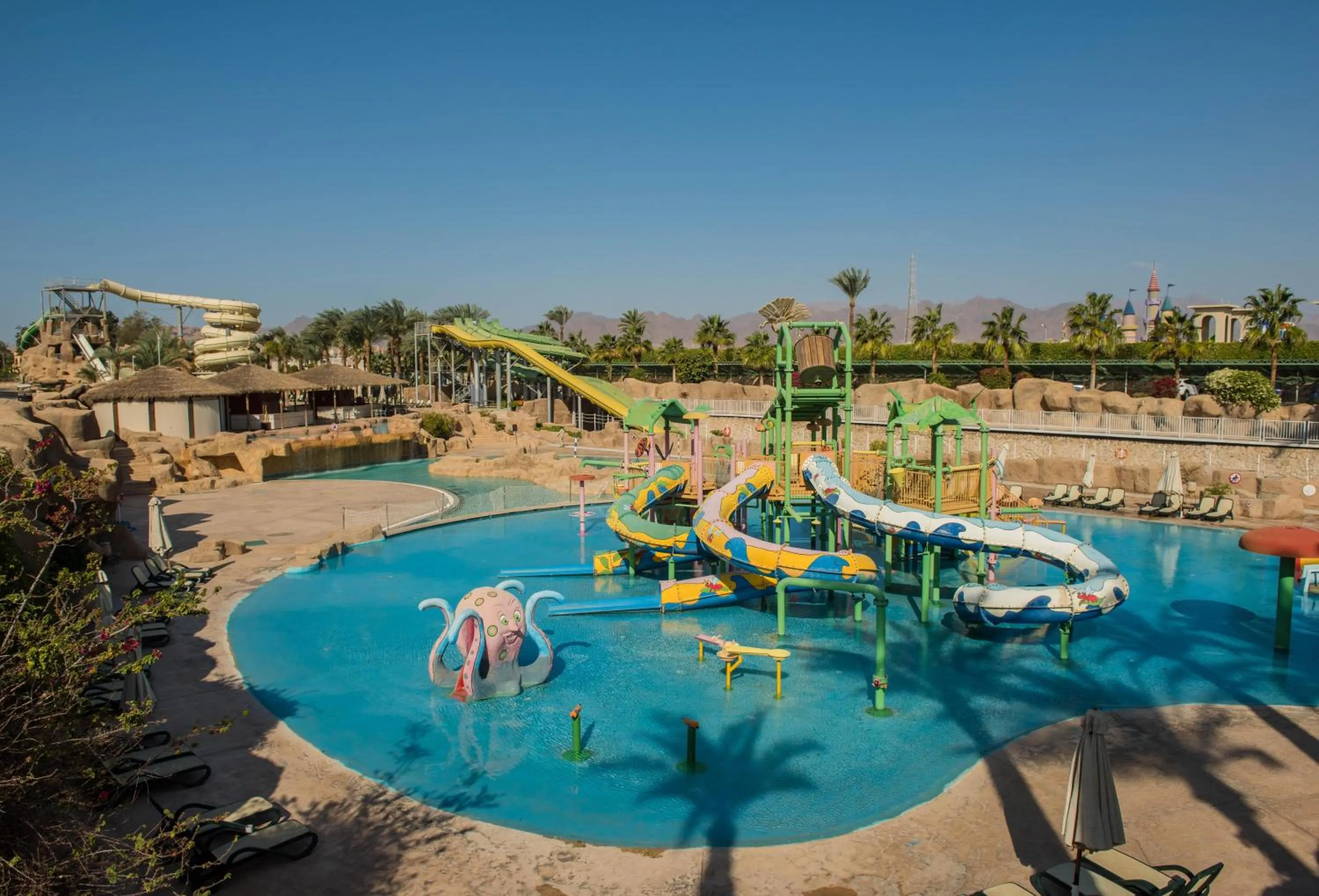 Activities in Reef Oasis Beach Aqua Park Resort