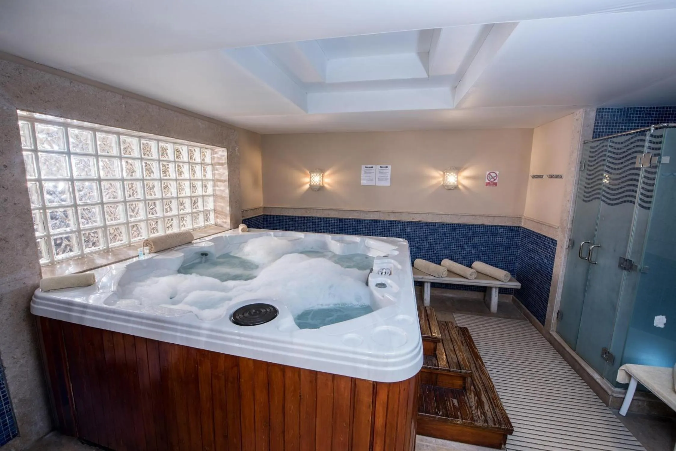 Spa and wellness centre/facilities in Reef Oasis Beach Aqua Park Resort