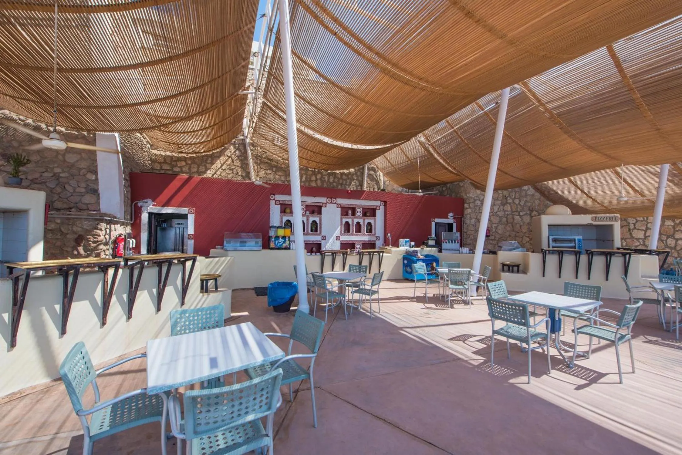 Restaurant/places to eat in Reef Oasis Beach Aqua Park Resort