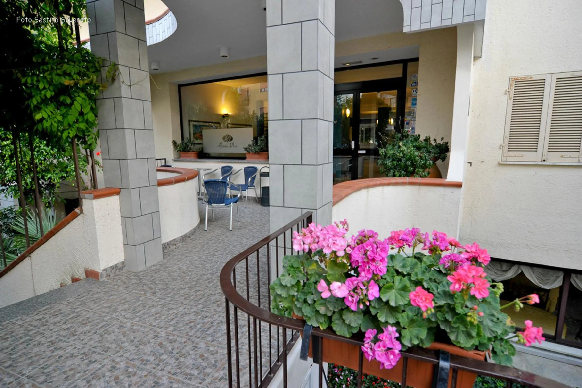 Facade/entrance in Hotel Gli Ulivi