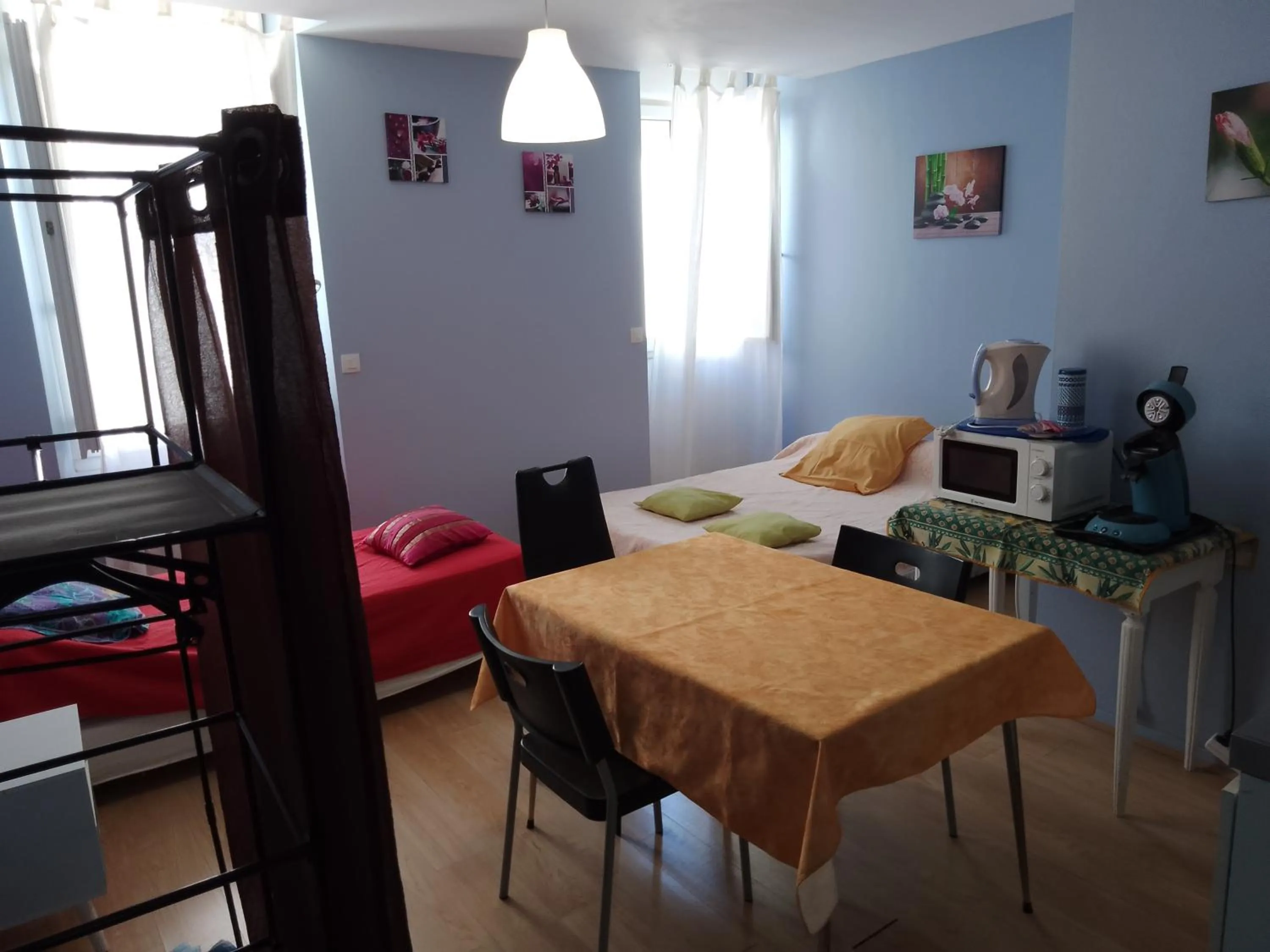 Bed in LE MODERNE VEYNES - Location d'appartements à la nuitée