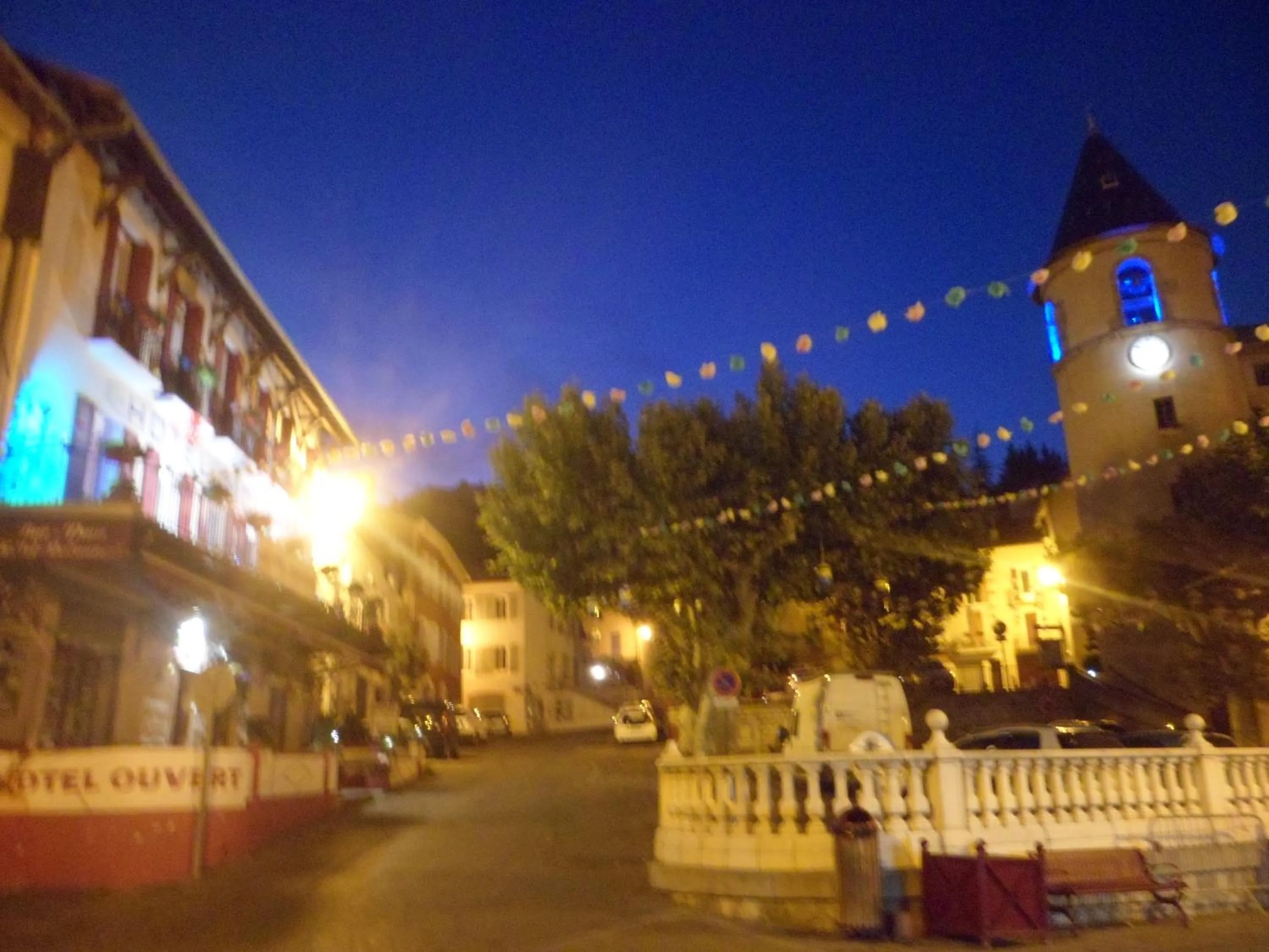 LE MODERNE VEYNES - Location d'appartements à la nuitée