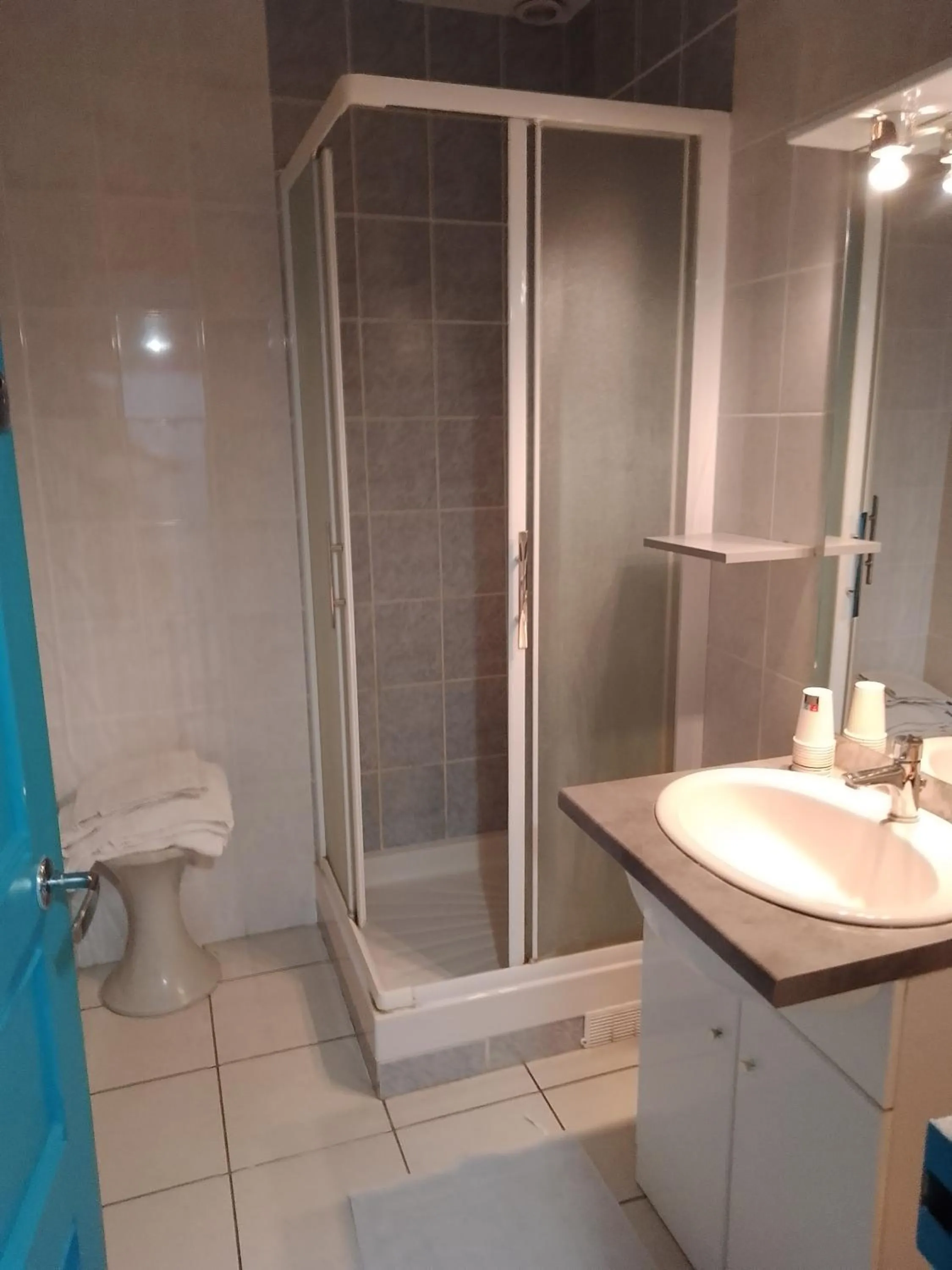 LE MODERNE VEYNES - Location d'appartements à la nuitée