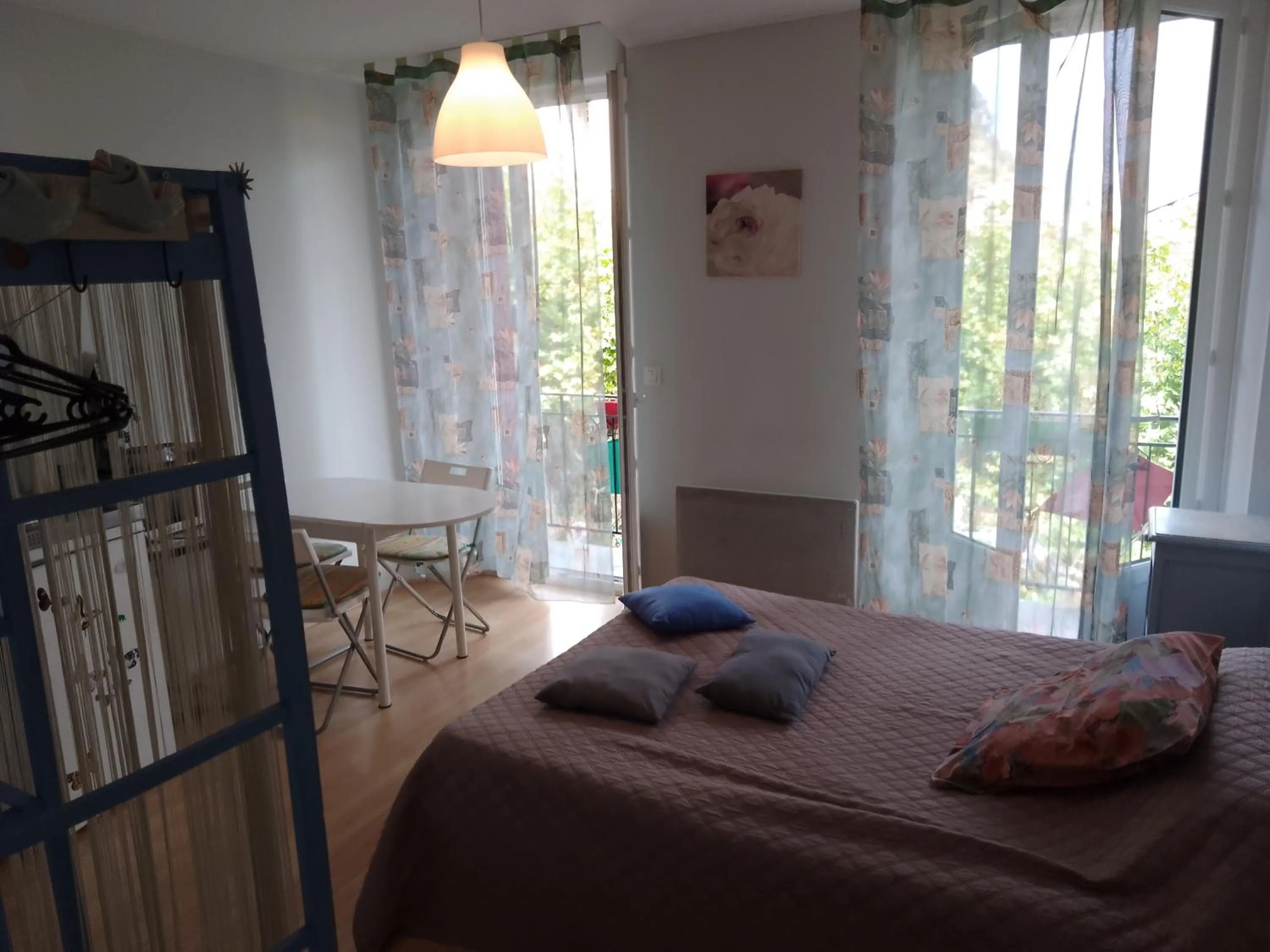 Bed in LE MODERNE VEYNES - Location d'appartements à la nuitée