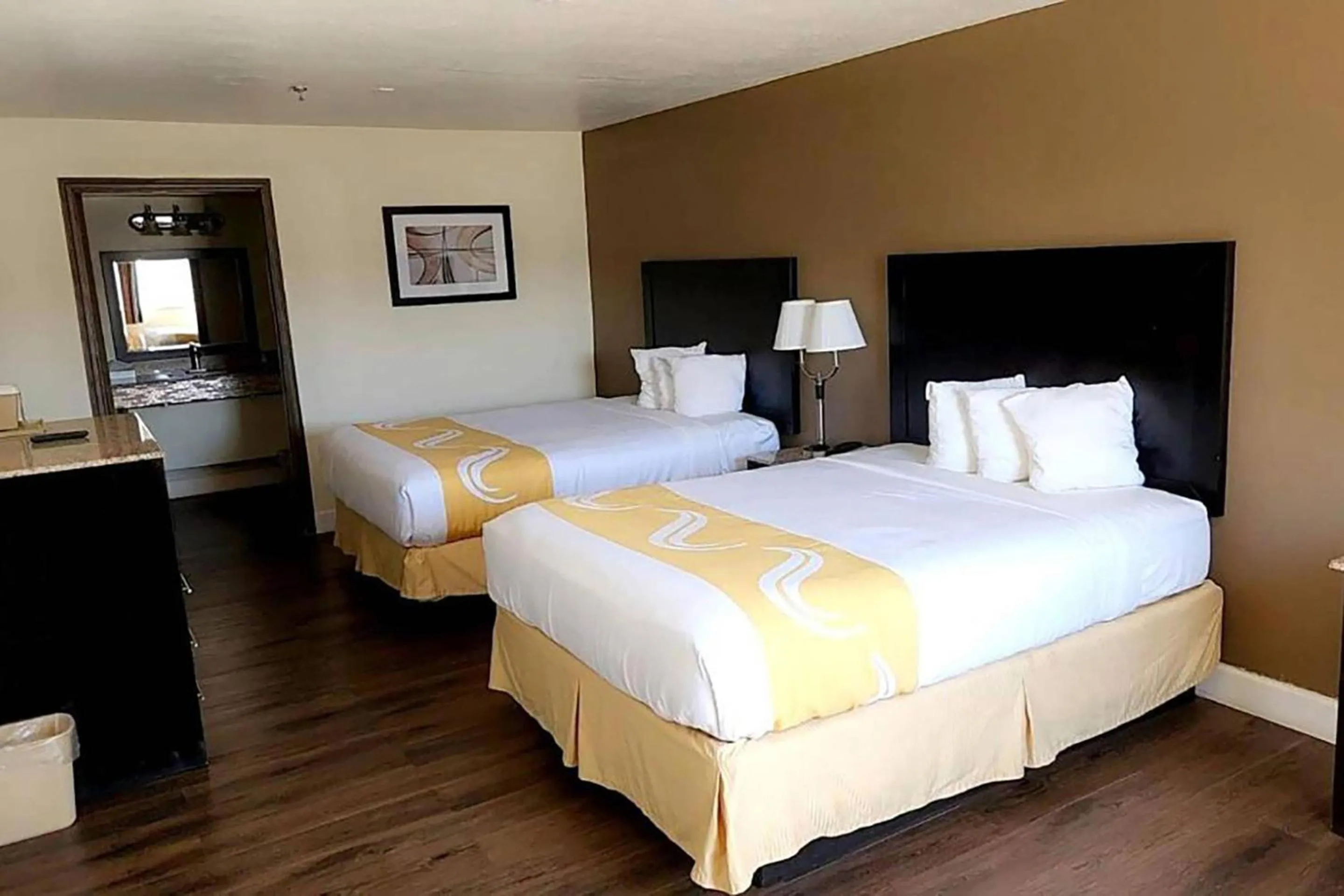 Bedroom, Bed in Baymont by Wyndham Del Rio