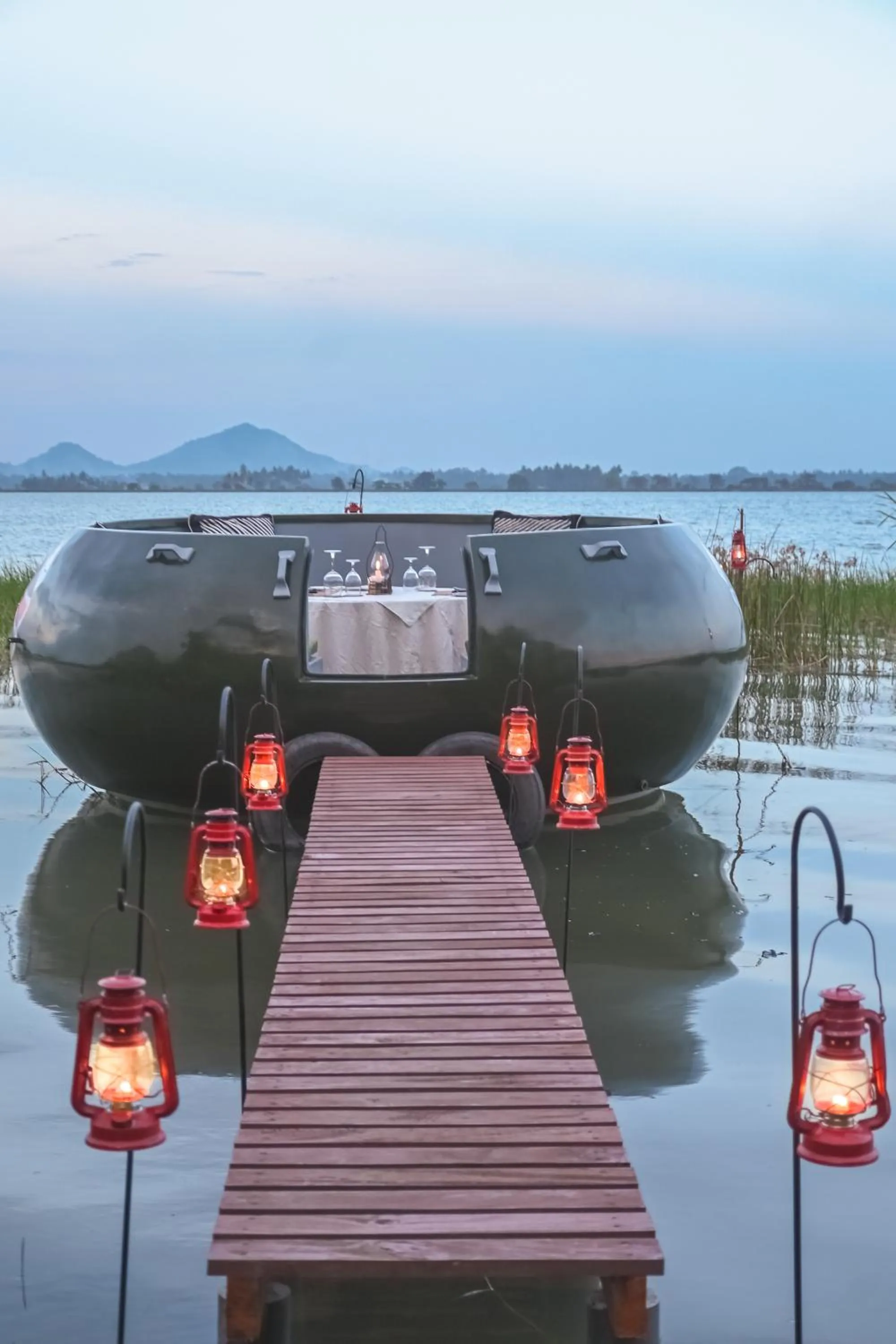 Restaurant/places to eat in Flameback Eco Lodge