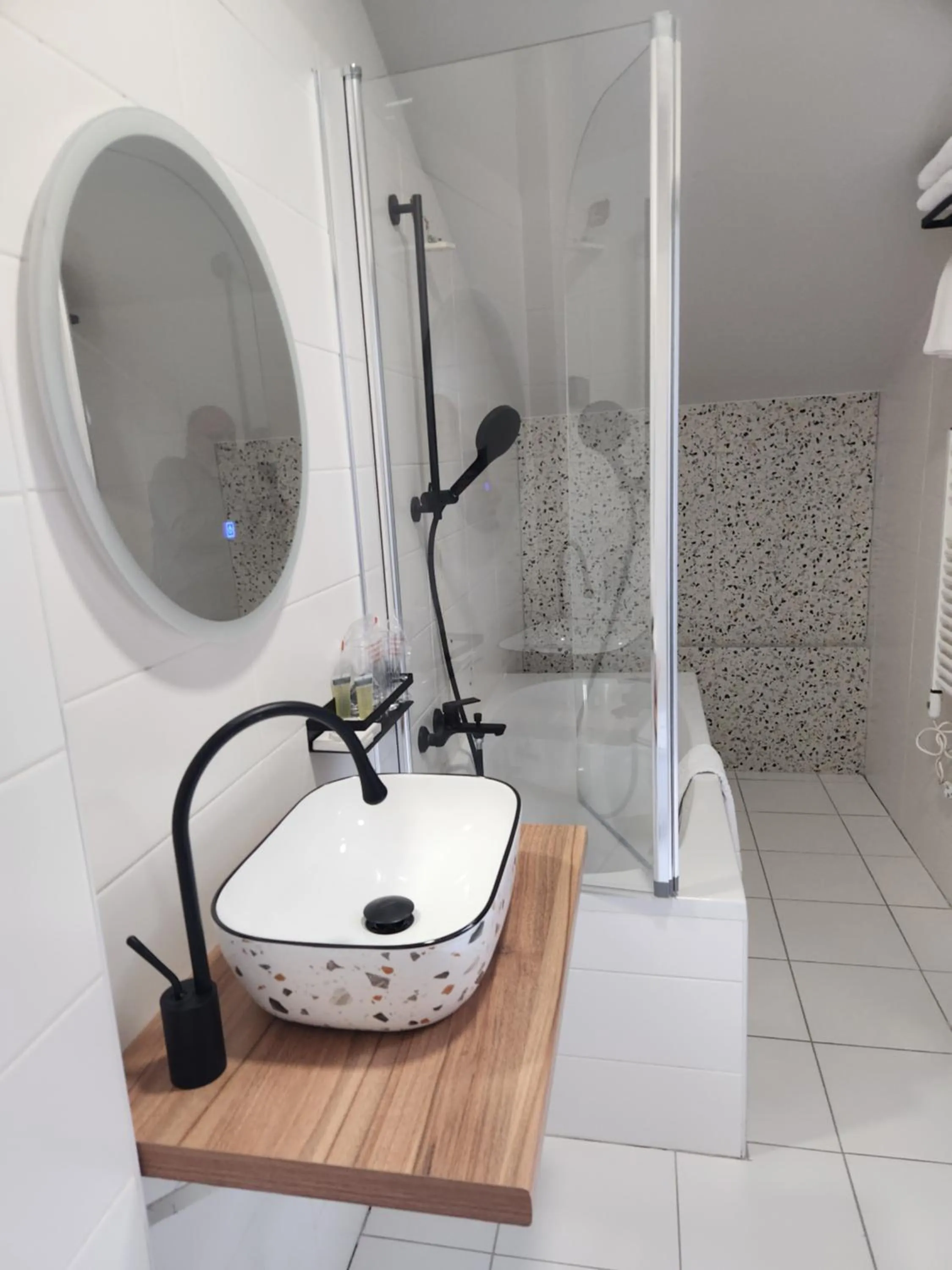 Bathroom in Hotel Amfiteatar