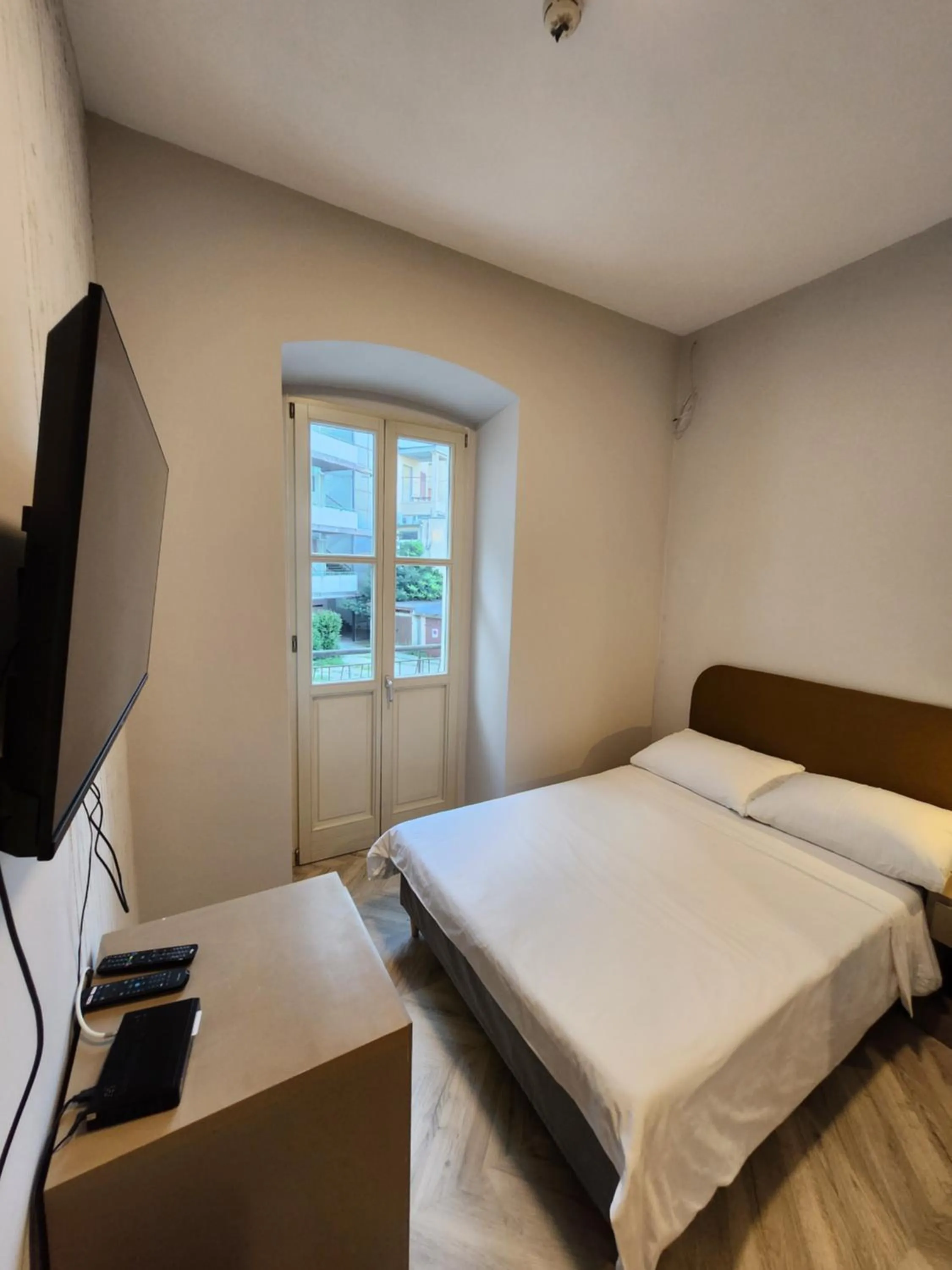 Bedroom, Bed in Hotel Amfiteatar