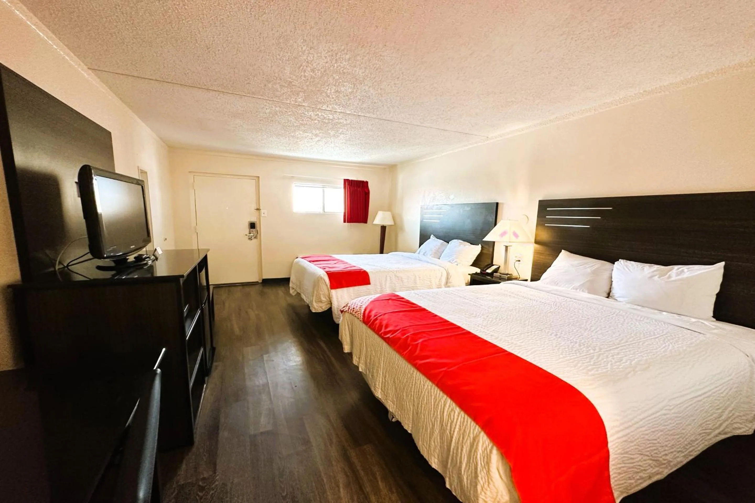 Bedroom, Bed in Oyo Hotel San Antonio Lackland AFB Seaworld Hwy 90 W