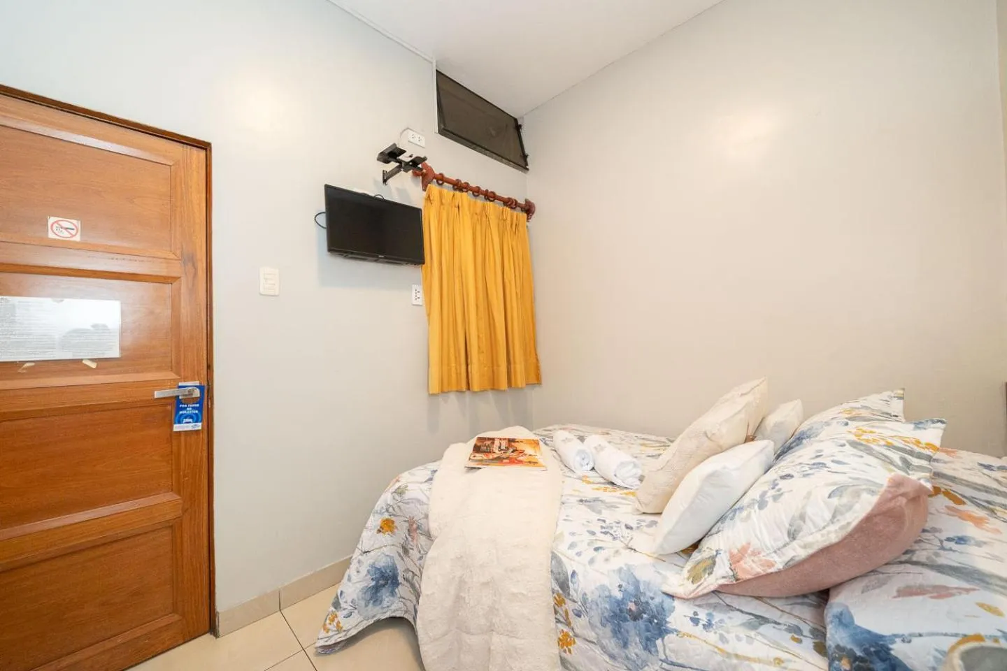 Bed in Imperial Inn Hospedaje Turistico