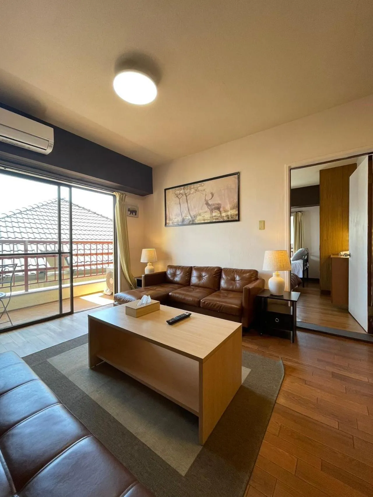 Living room in Sea View Court Kobe